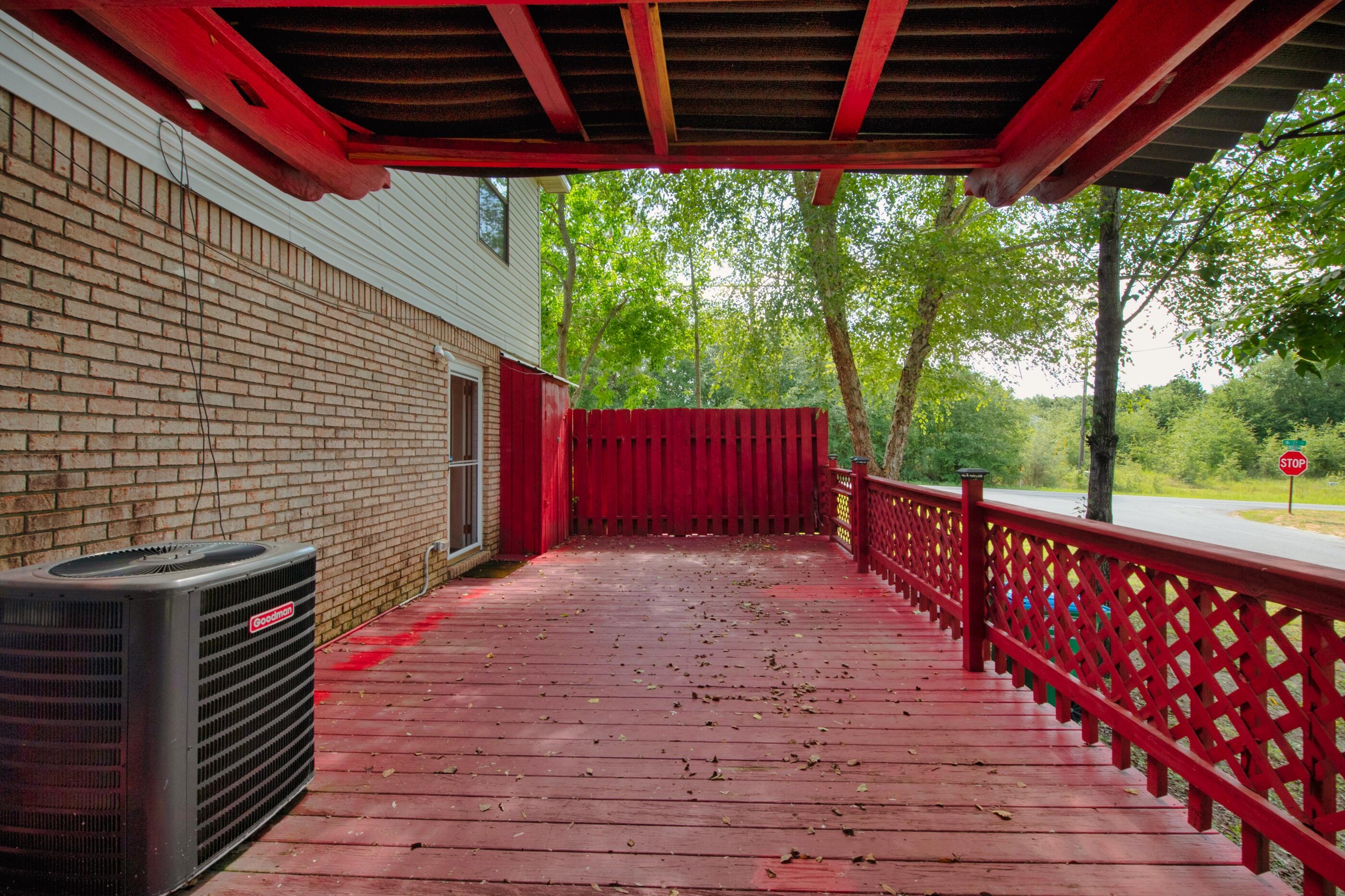 Valley Townhome - Residential