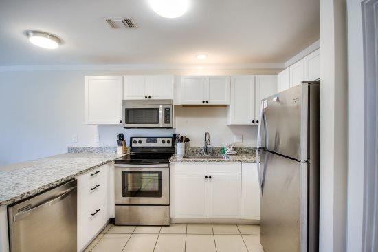 BEACHWOOD VILLAS CONDO - Residential