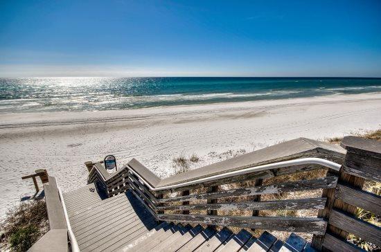 BEACHWOOD VILLAS CONDO - Residential