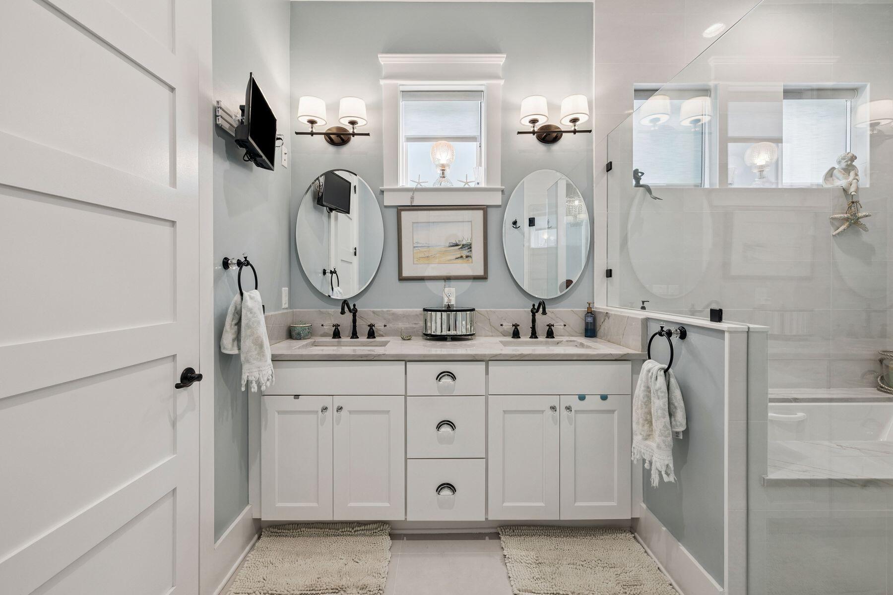 VILLAGE OF WHITE CLIFFS THE - Residential