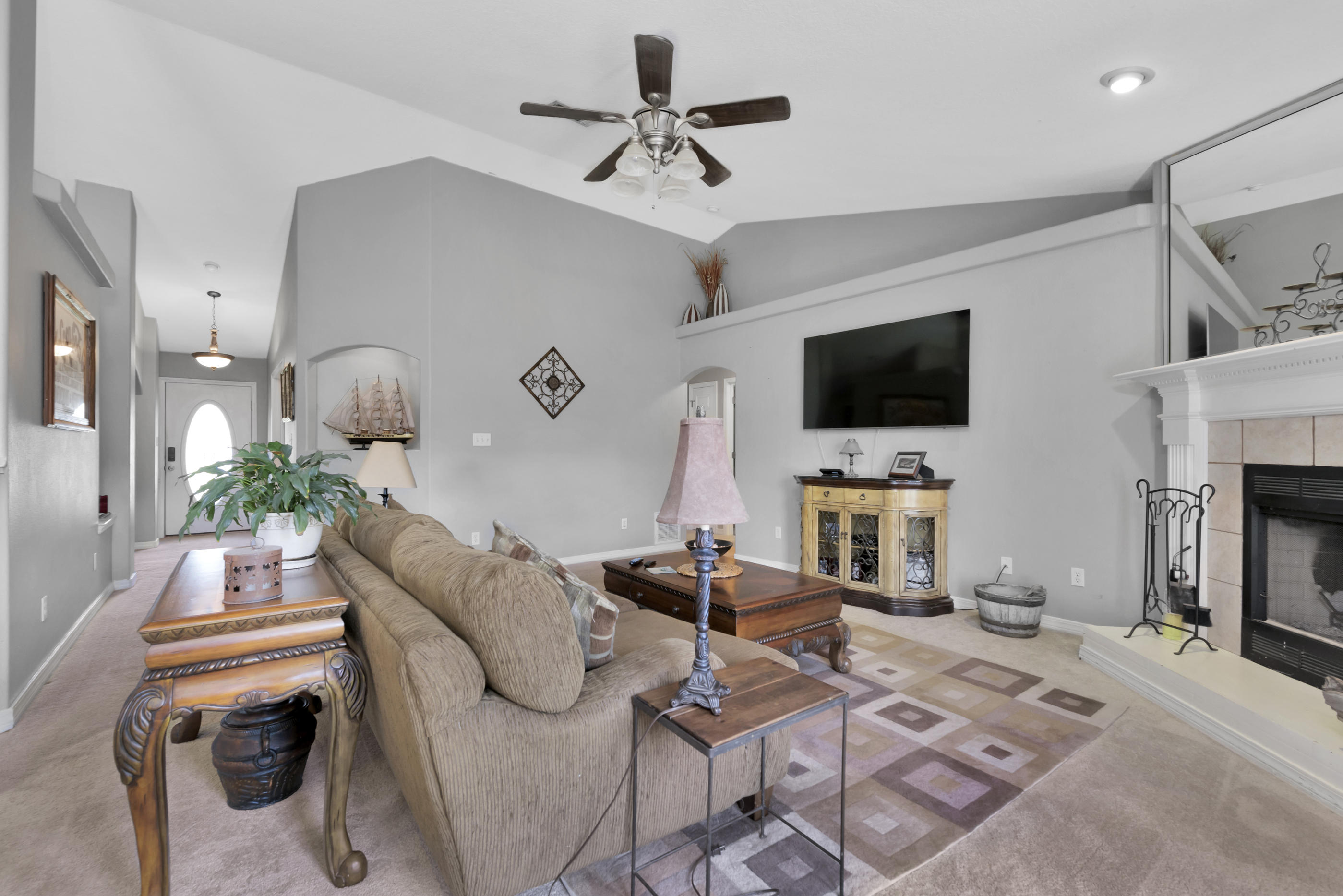 HOLLEY BY THE SEA - Residential