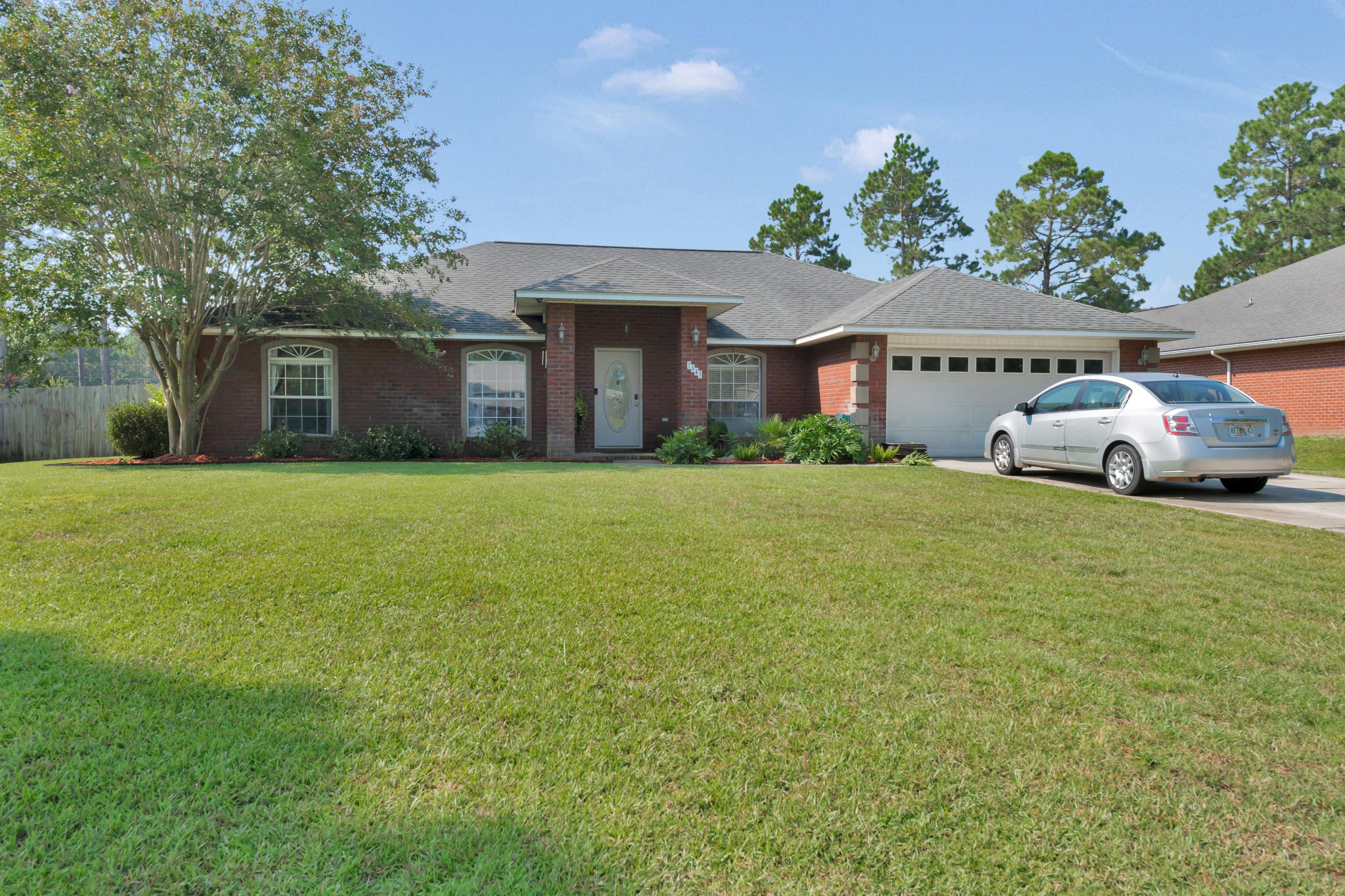 HOLLEY BY THE SEA - Residential