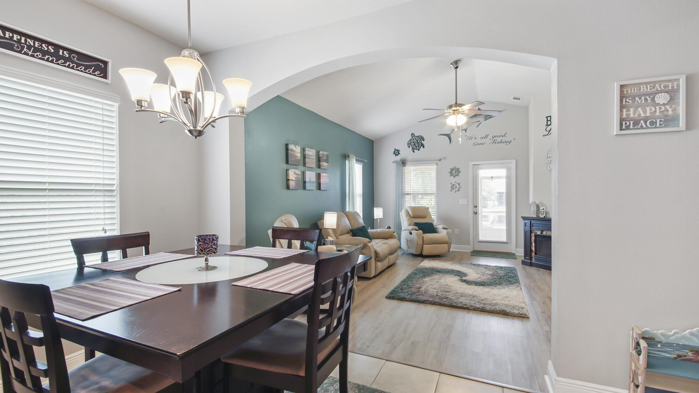 HAMMOCK BAY - Residential