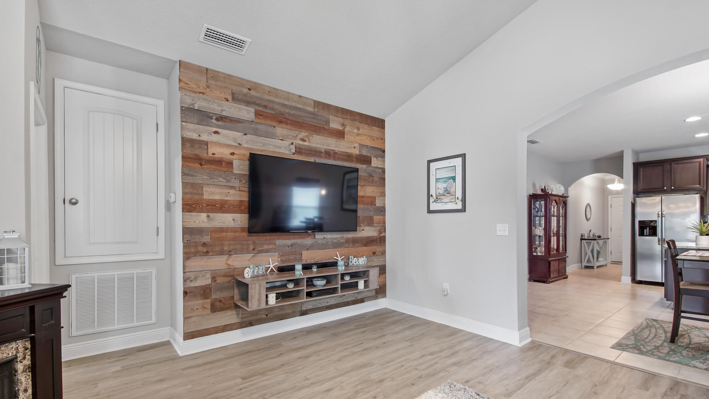 HAMMOCK BAY - Residential