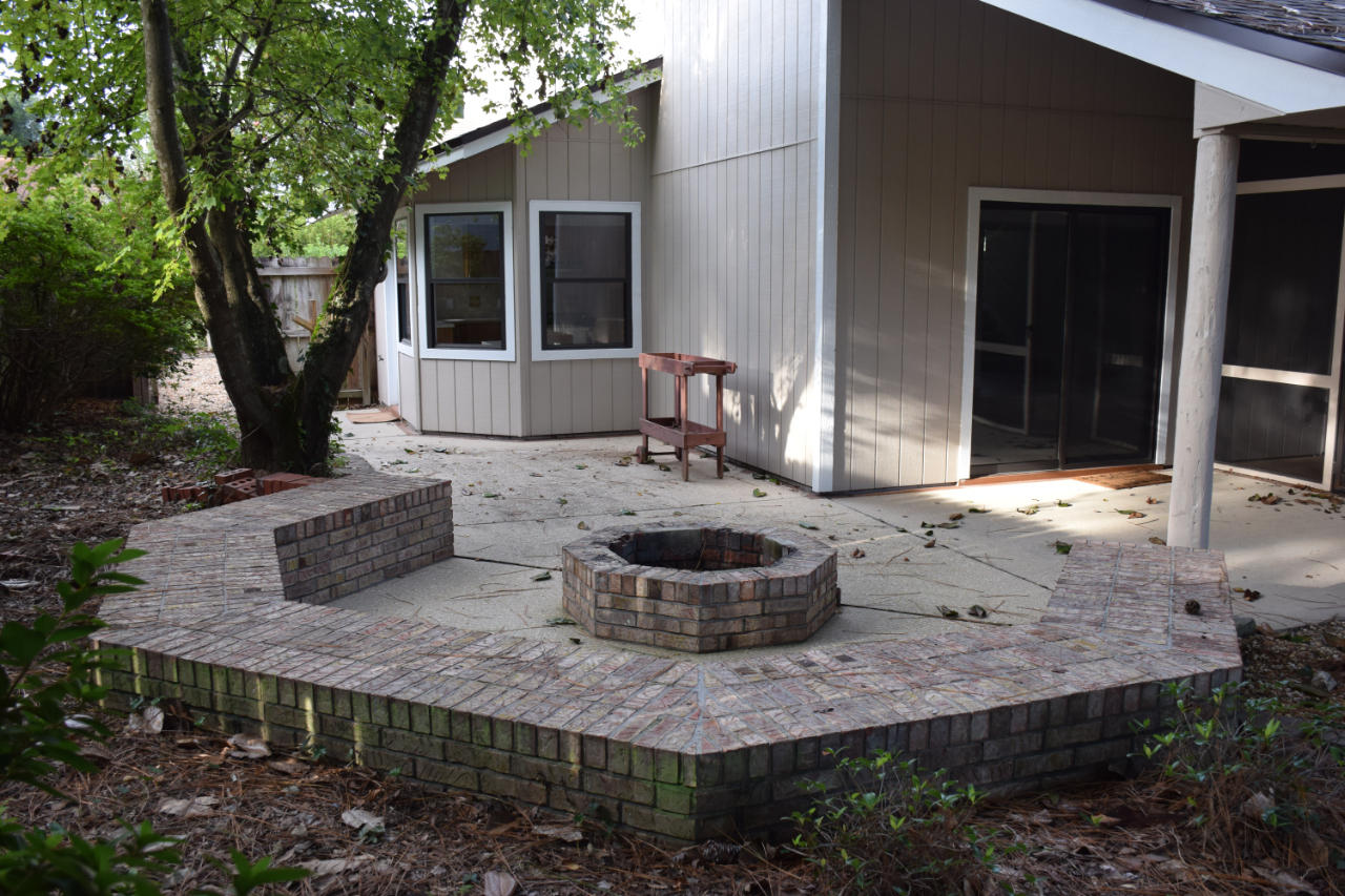 Rockywood Phase 1, Lot 9 + 28 feet east of the same - Residential