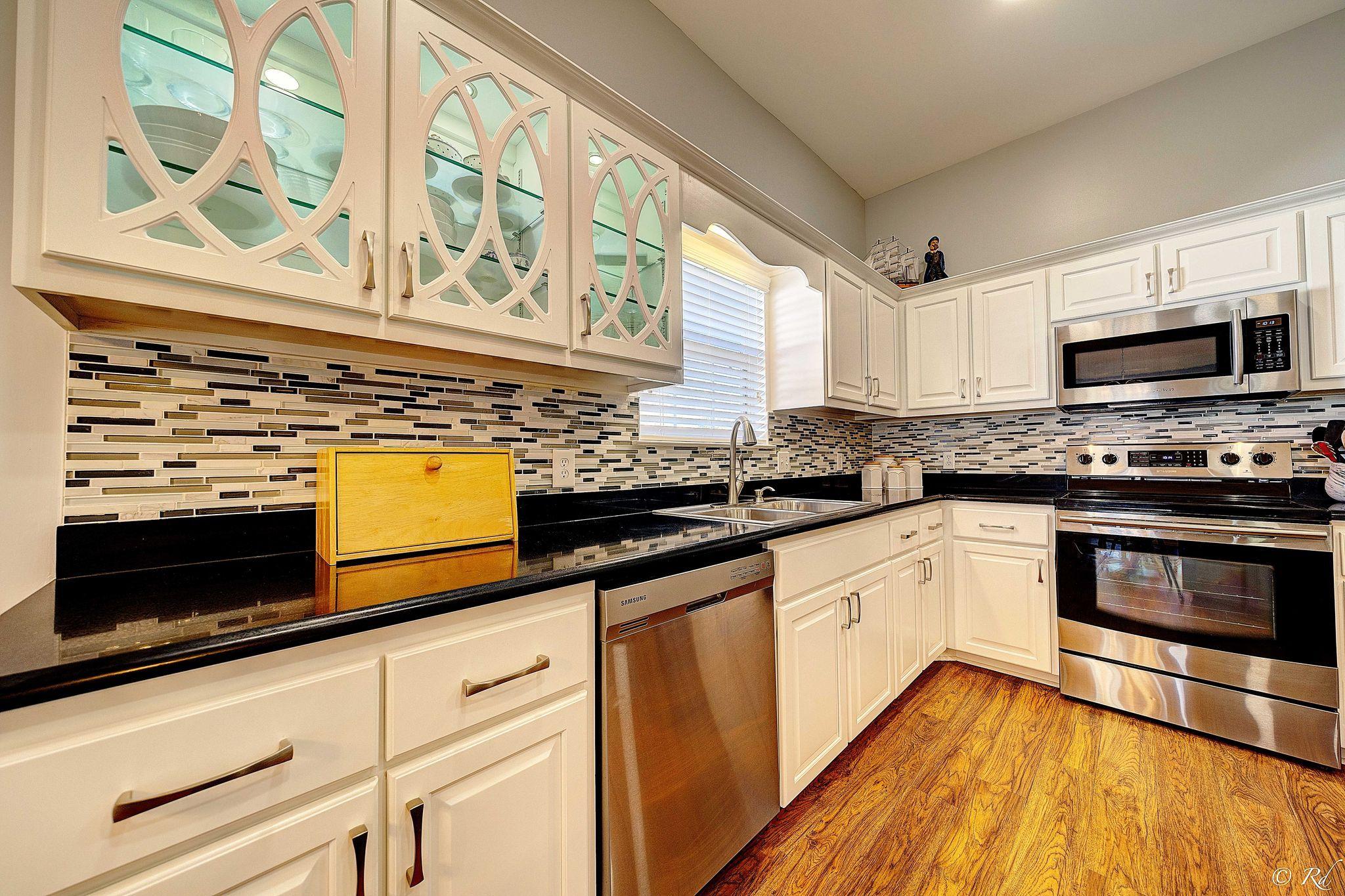 NORTHSHORE - Residential