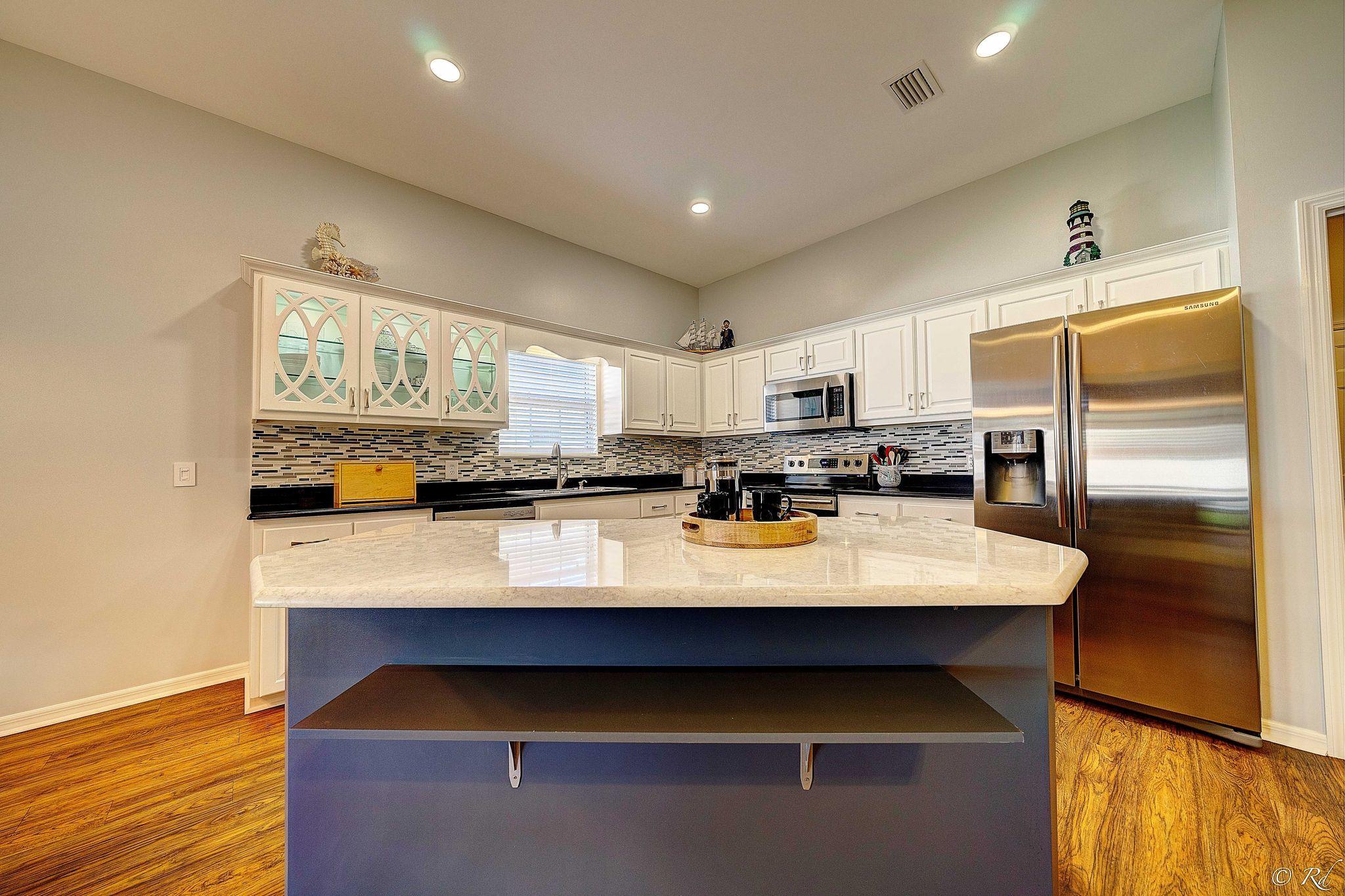 NORTHSHORE - Residential