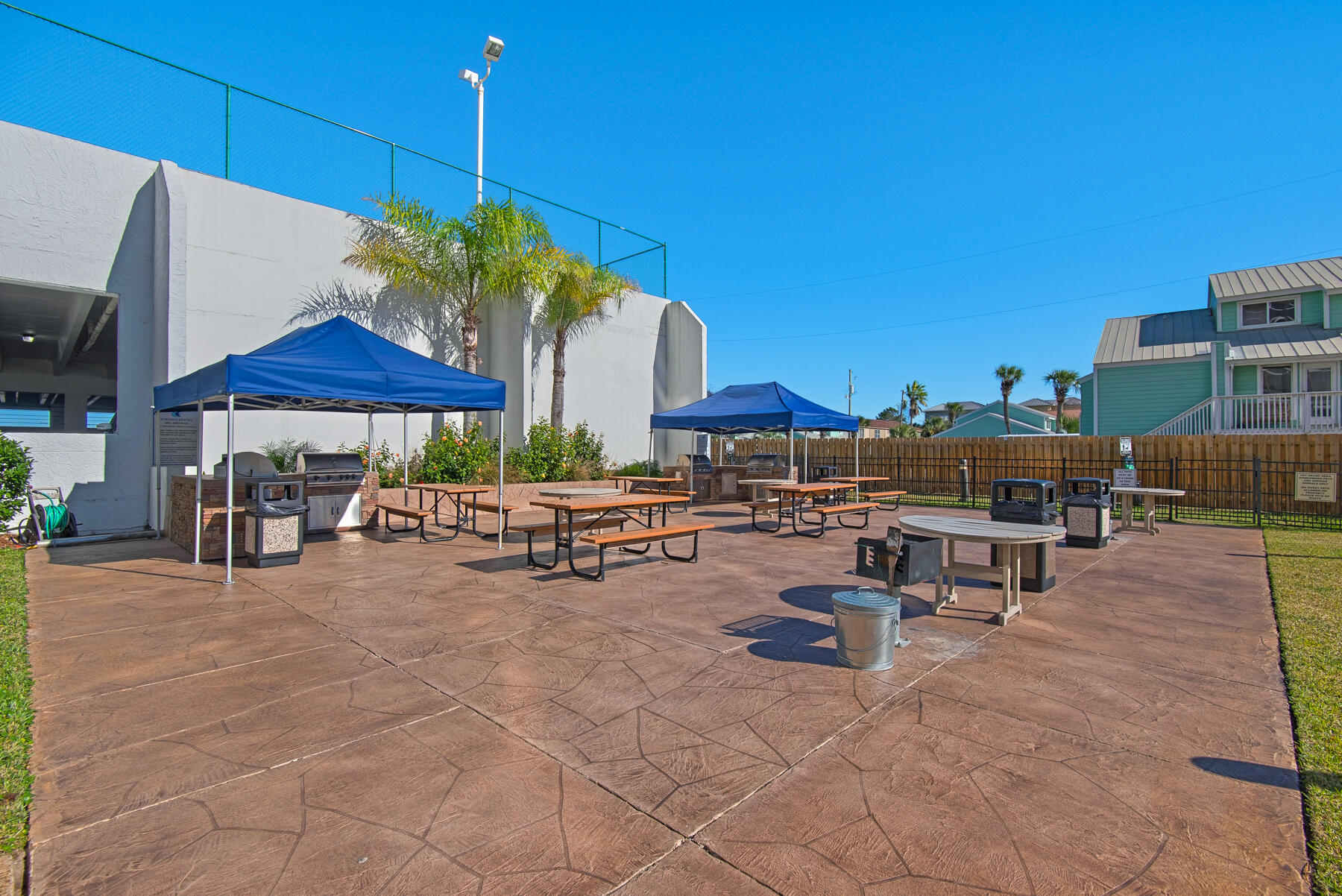 DESTIN SURFSIDE CONDO - Residential