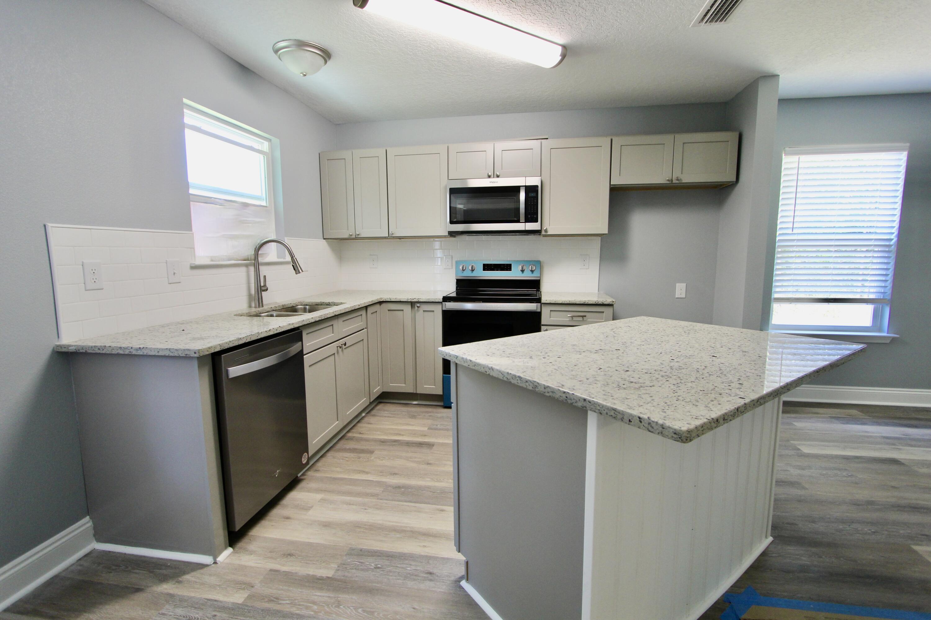 CV PINES/TRIPLE LAKE (231900.00) - Residential