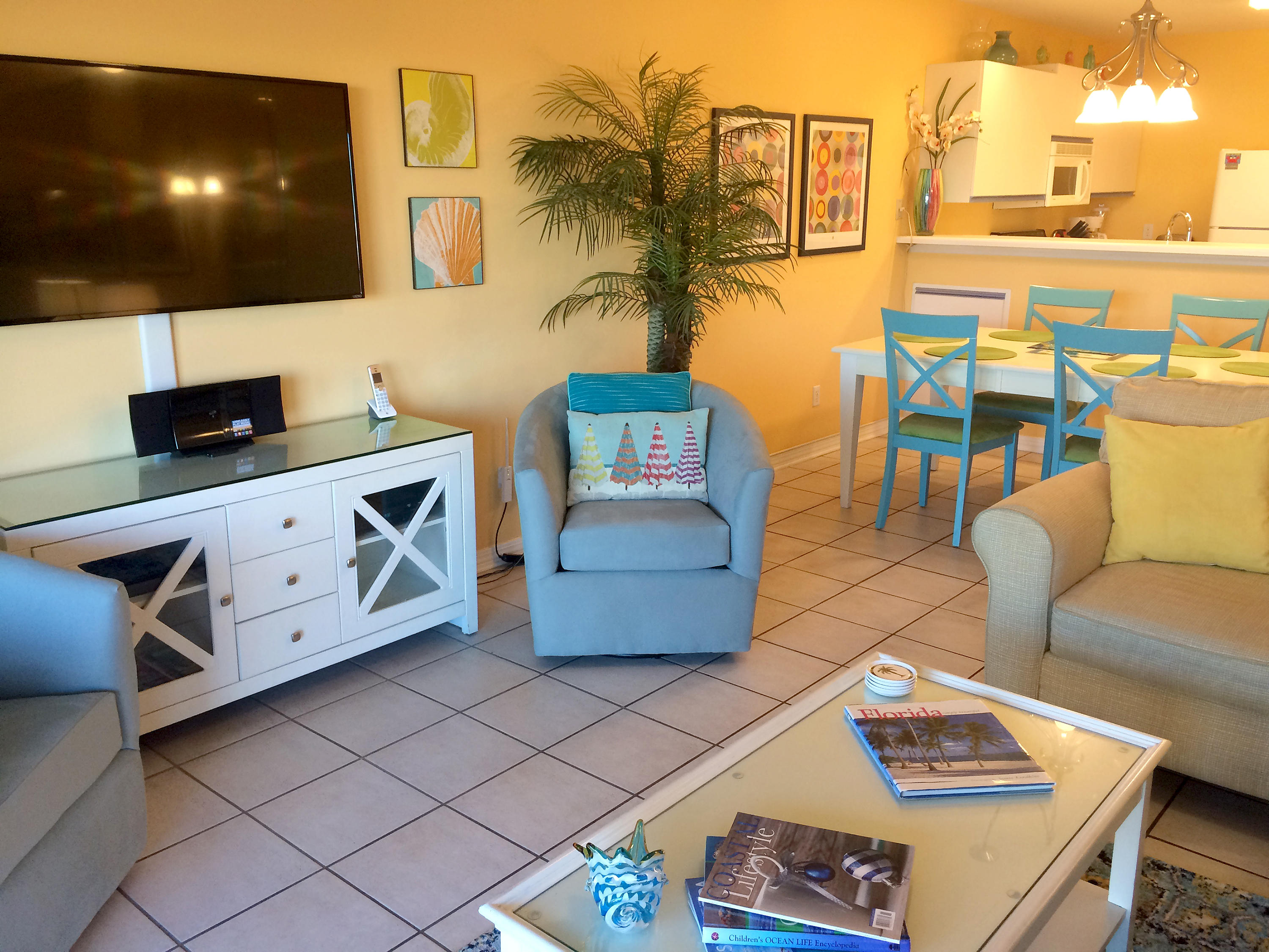 MARAVILLA CONDO 3 - Residential