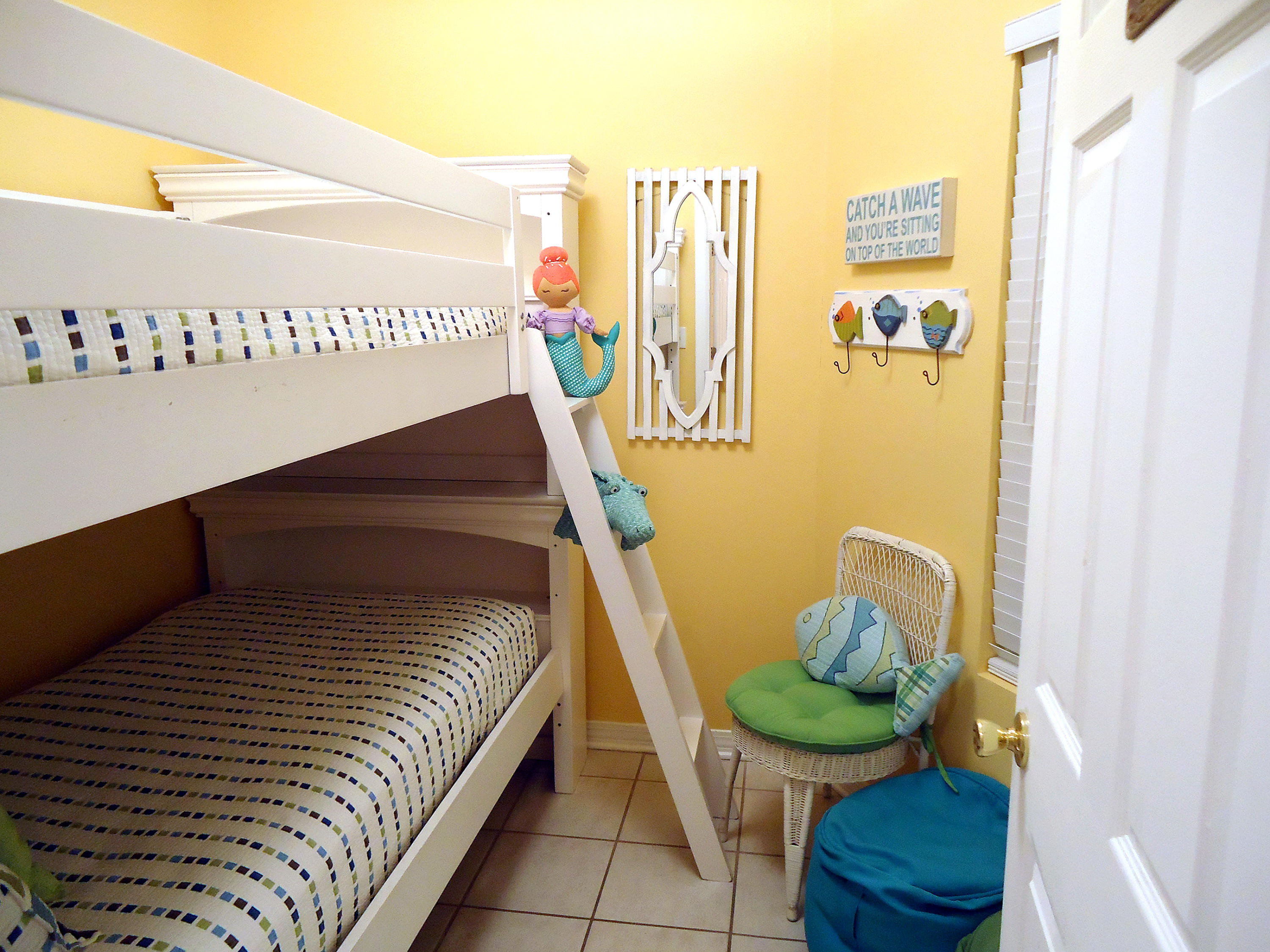 MARAVILLA CONDO 3 - Residential