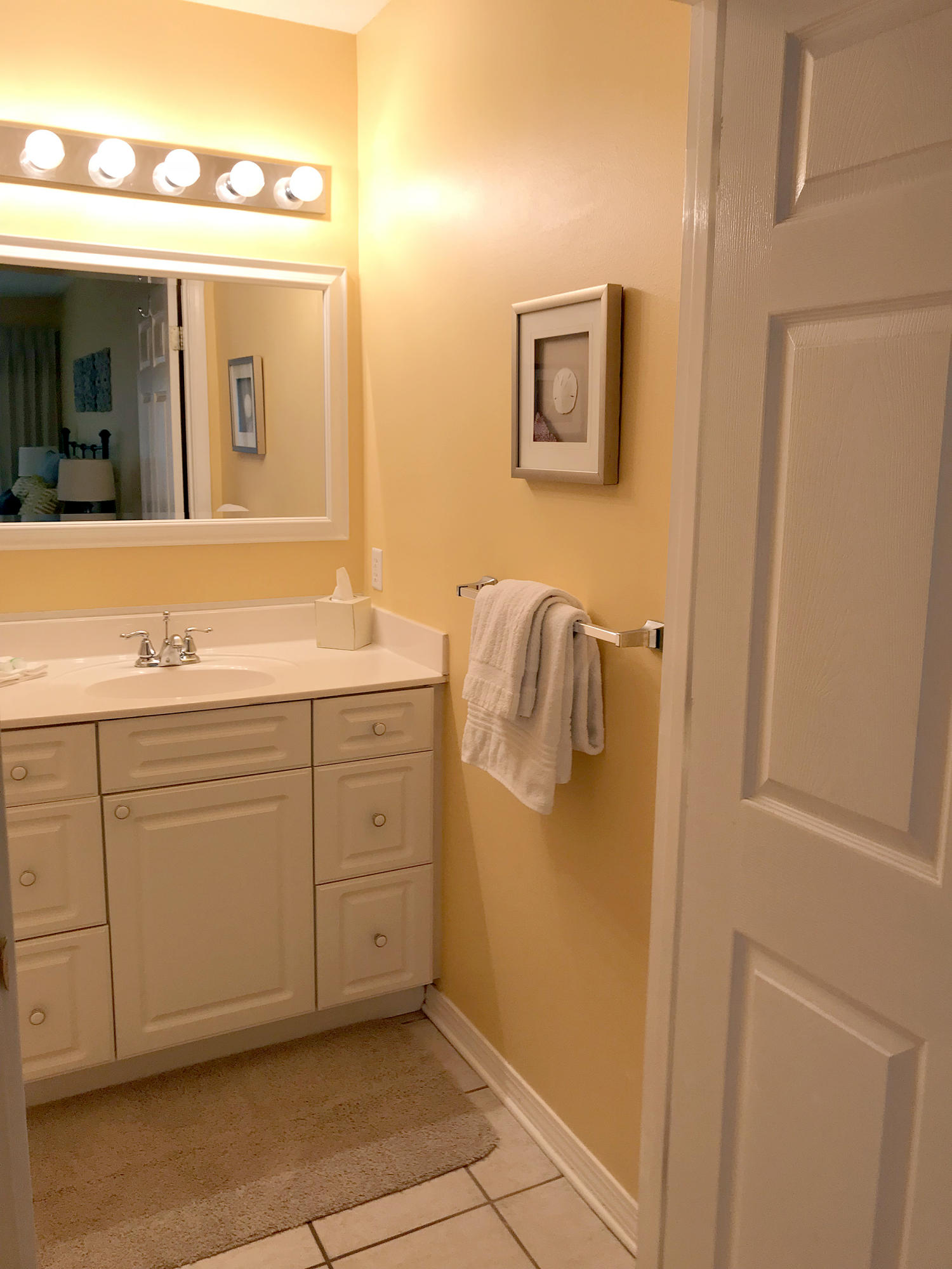 MARAVILLA CONDO 3 - Residential