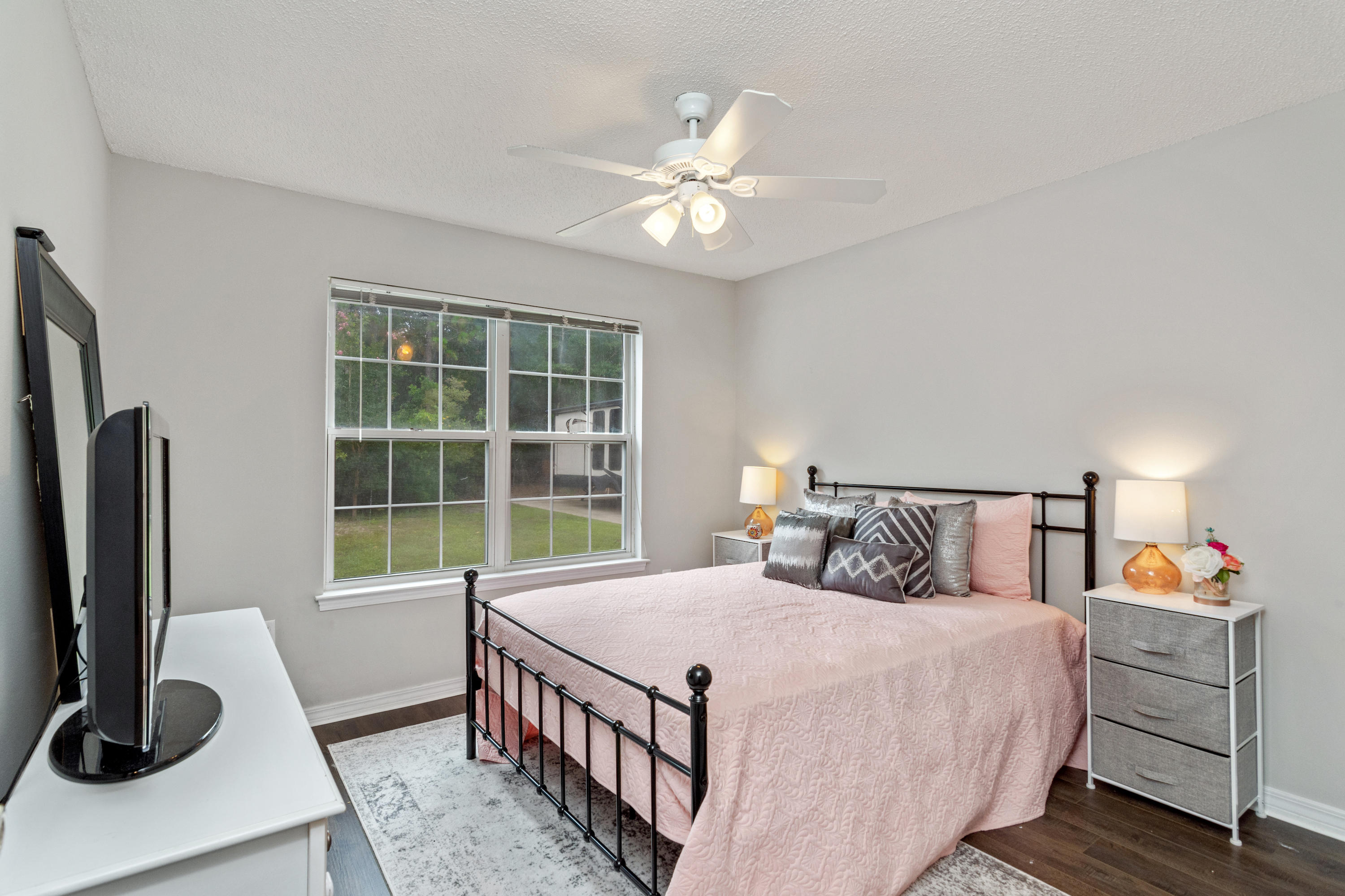 LONGWOOD S/D 5TH ADDN - Residential