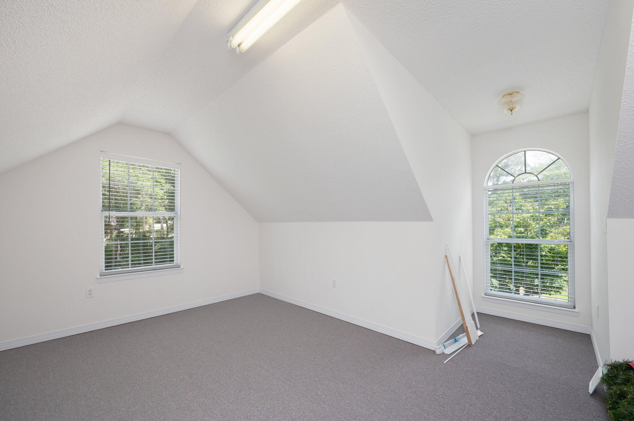 GRANDVIEW HEIGHTS - Residential