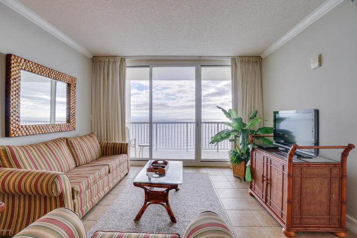MAJESTIC BEACH TOWERS I - Residential