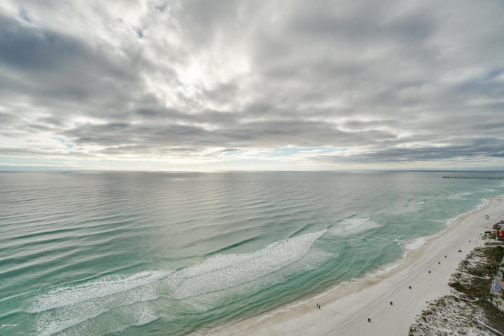 MAJESTIC BEACH TOWERS I - Residential