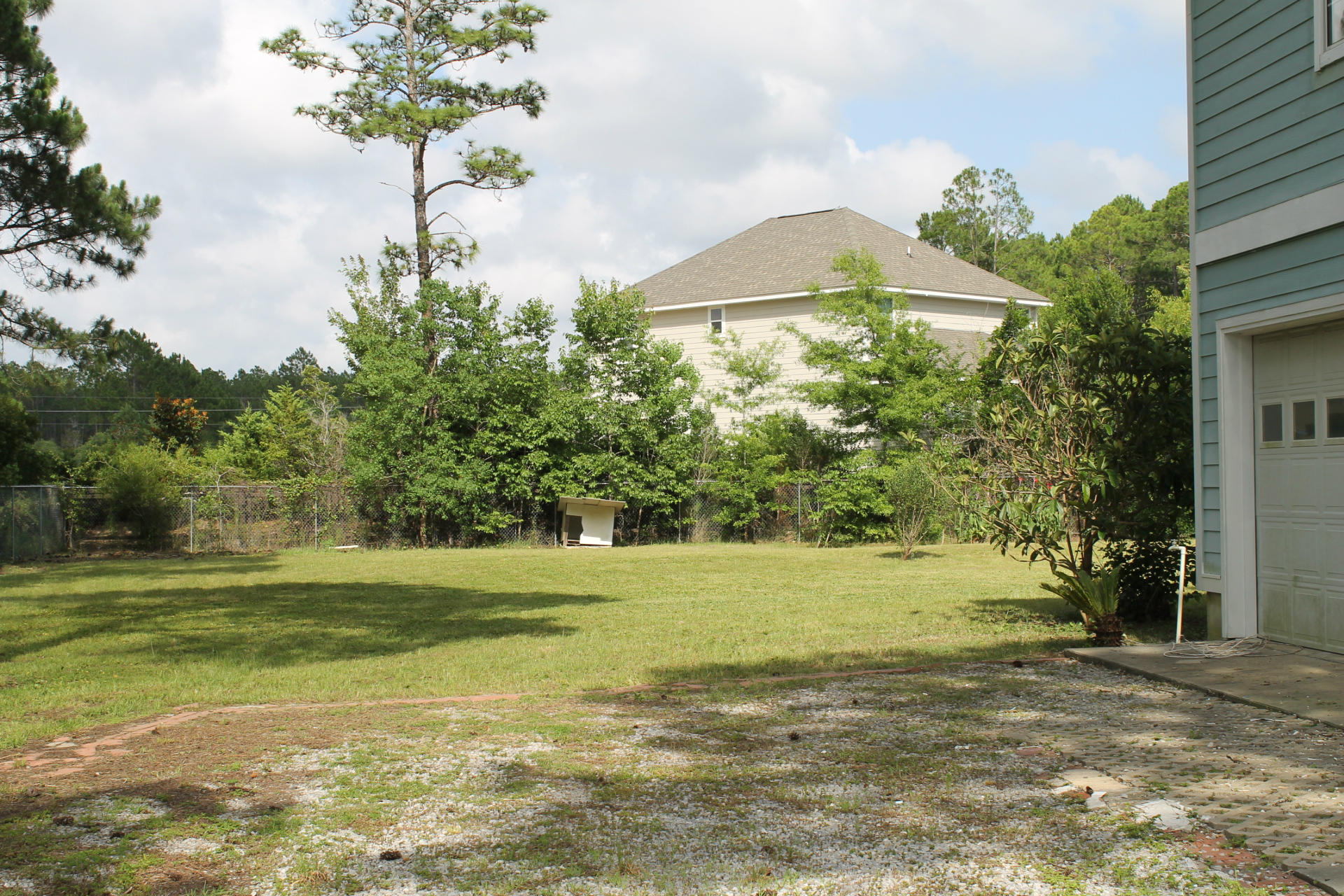 EDEN PINES - Residential