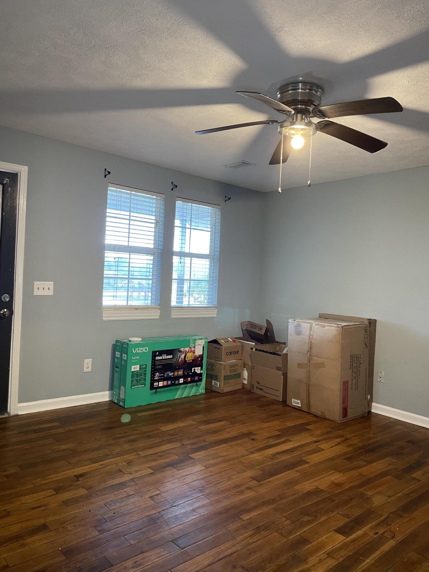 NO RECORDED SUBDIVISION - Residential Lease