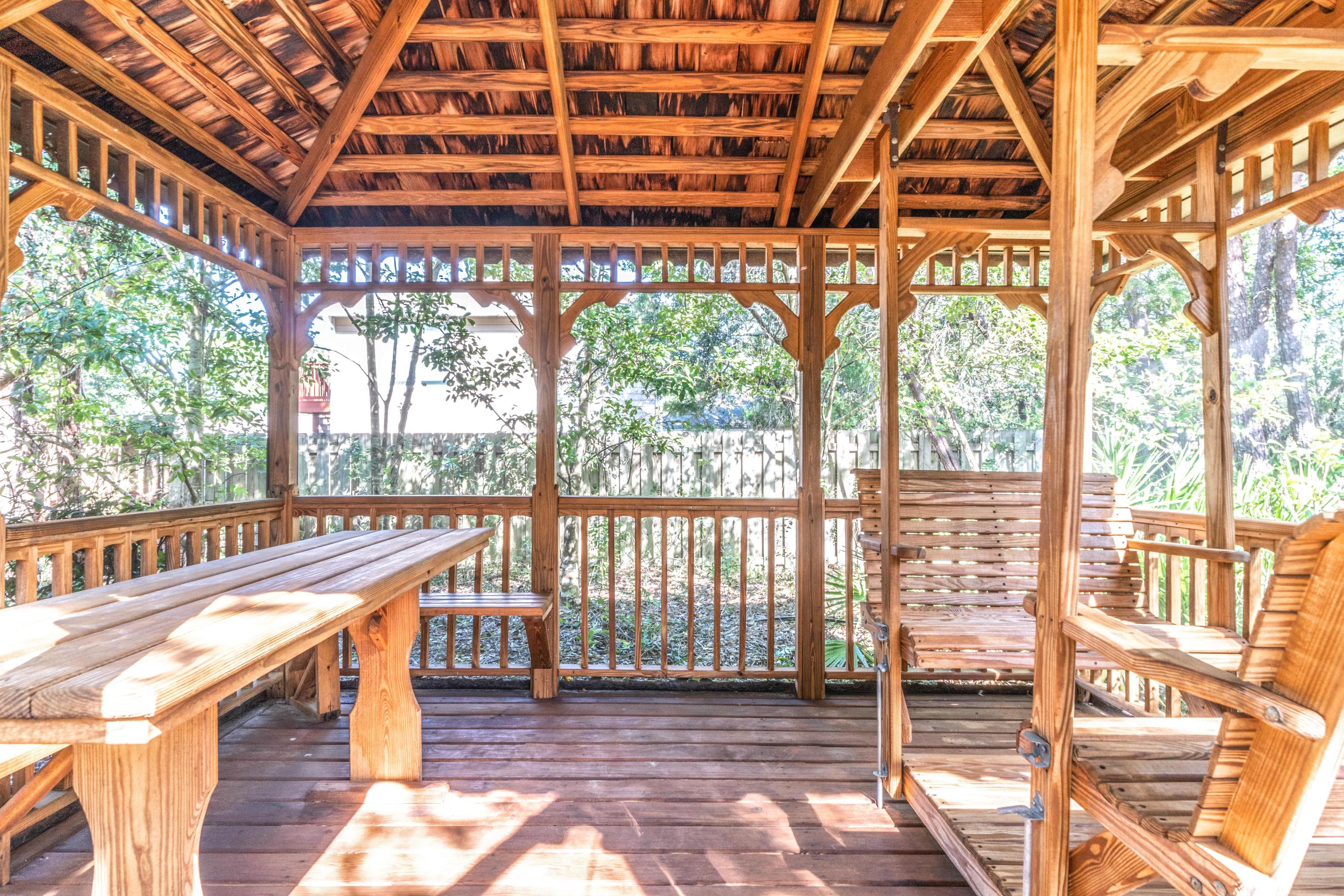 BOTANY BAYOU - Residential