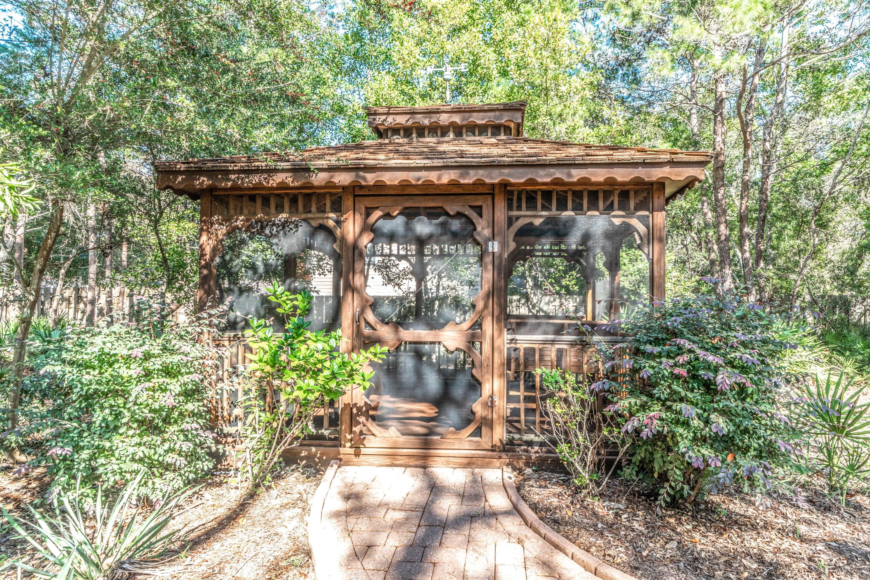 BOTANY BAYOU - Residential