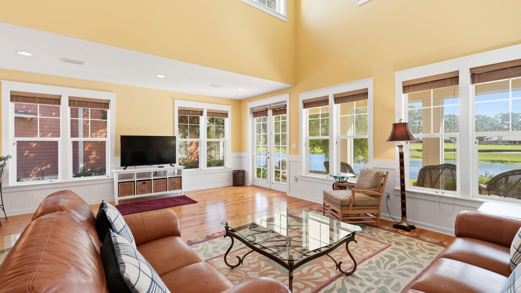 LAUREL GROVE - Residential