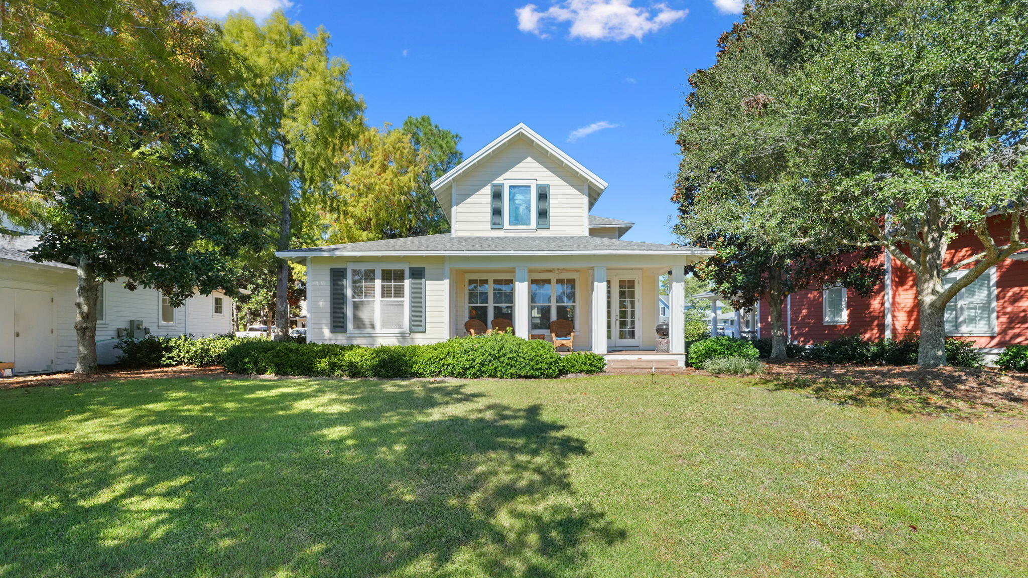 LAUREL GROVE - Residential