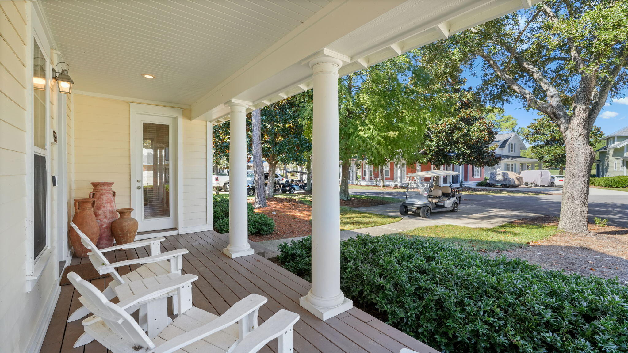 LAUREL GROVE - Residential