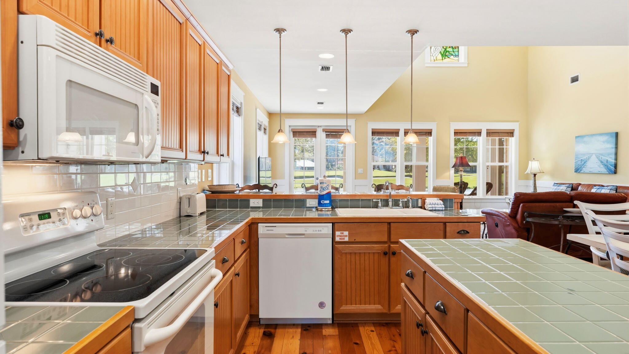 LAUREL GROVE - Residential