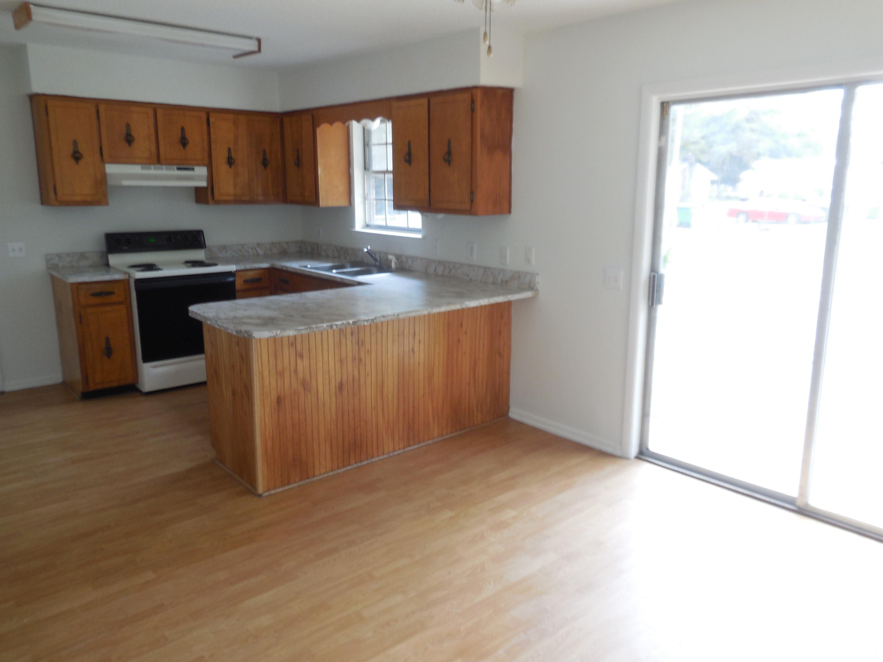 NO RECORDED SUBDIVISION - Residential