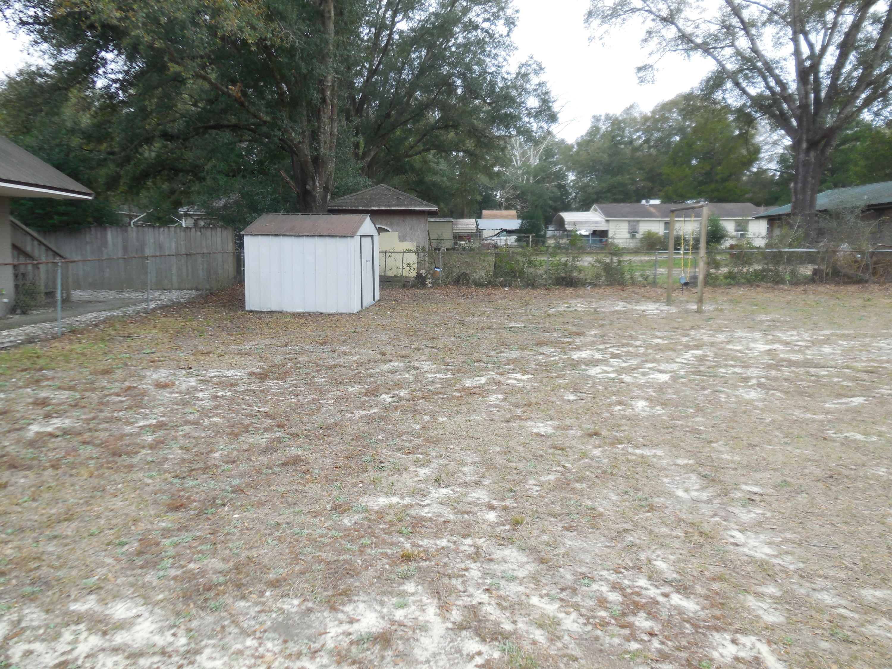 NO RECORDED SUBDIVISION - Residential