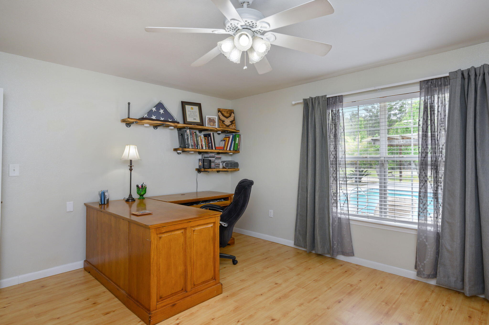 COUNTRY BREEZE EST LOT 2 - Residential