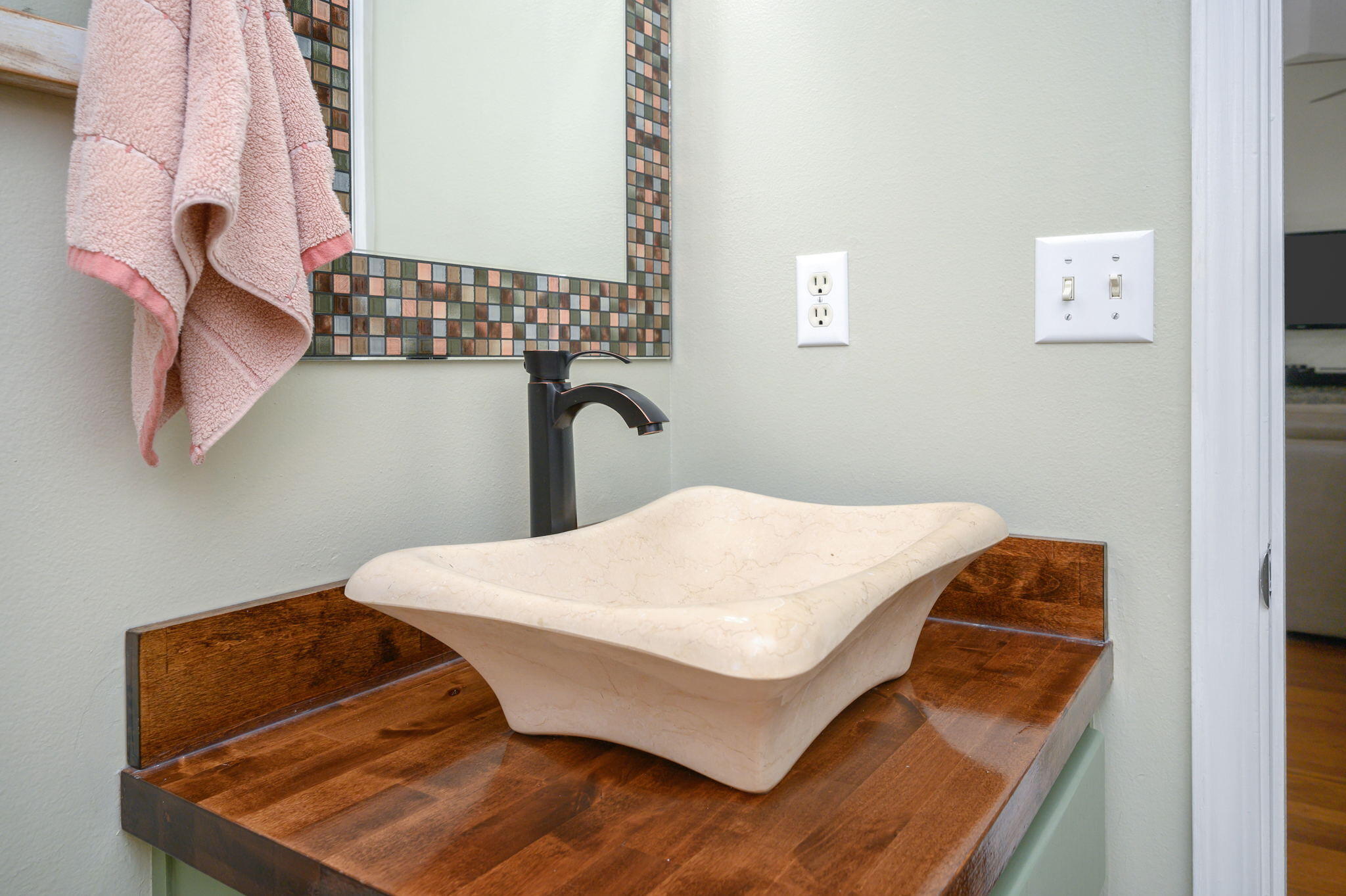 COUNTRY BREEZE EST LOT 2 - Residential