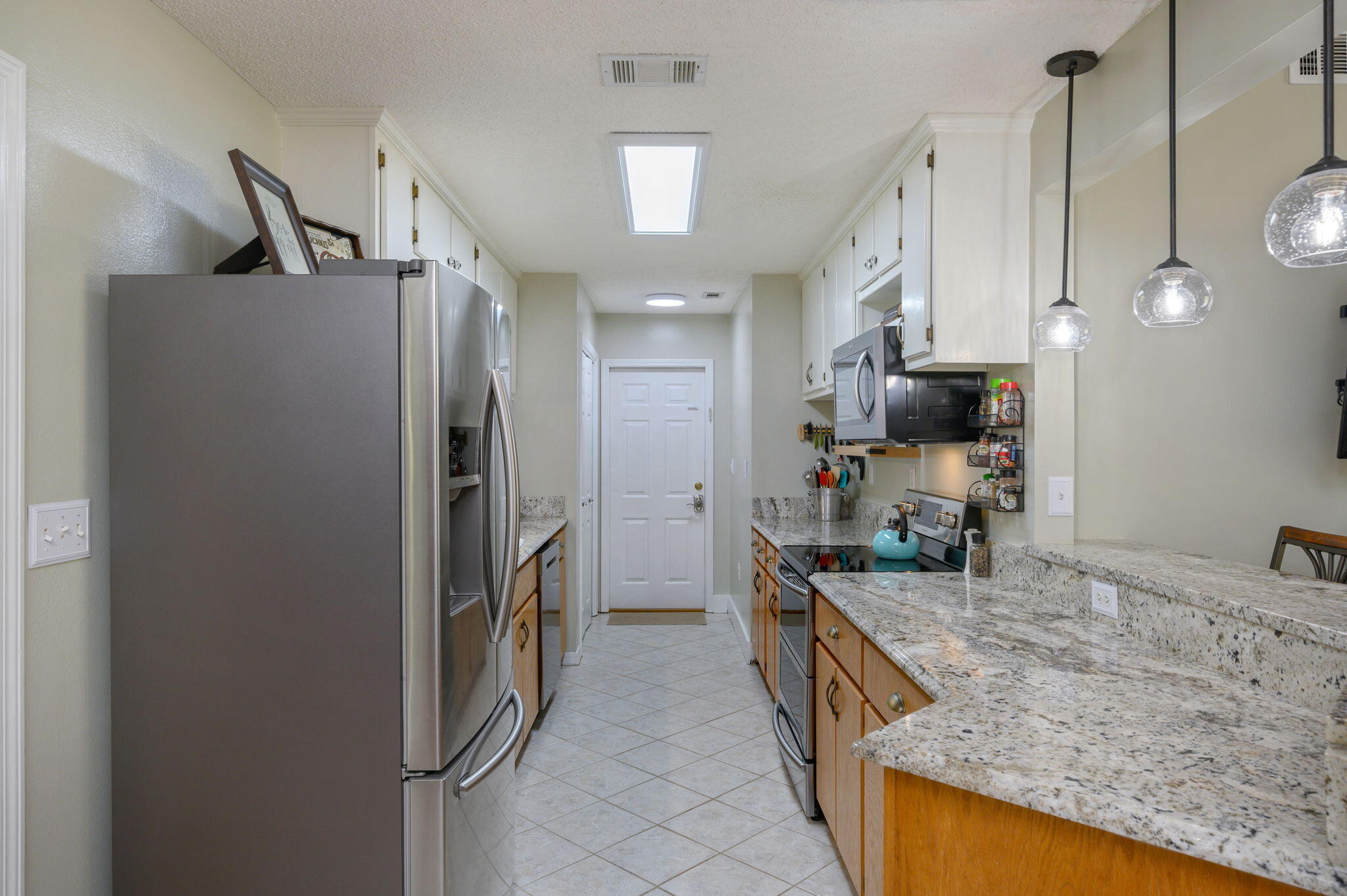 COUNTRY BREEZE EST LOT 2 - Residential