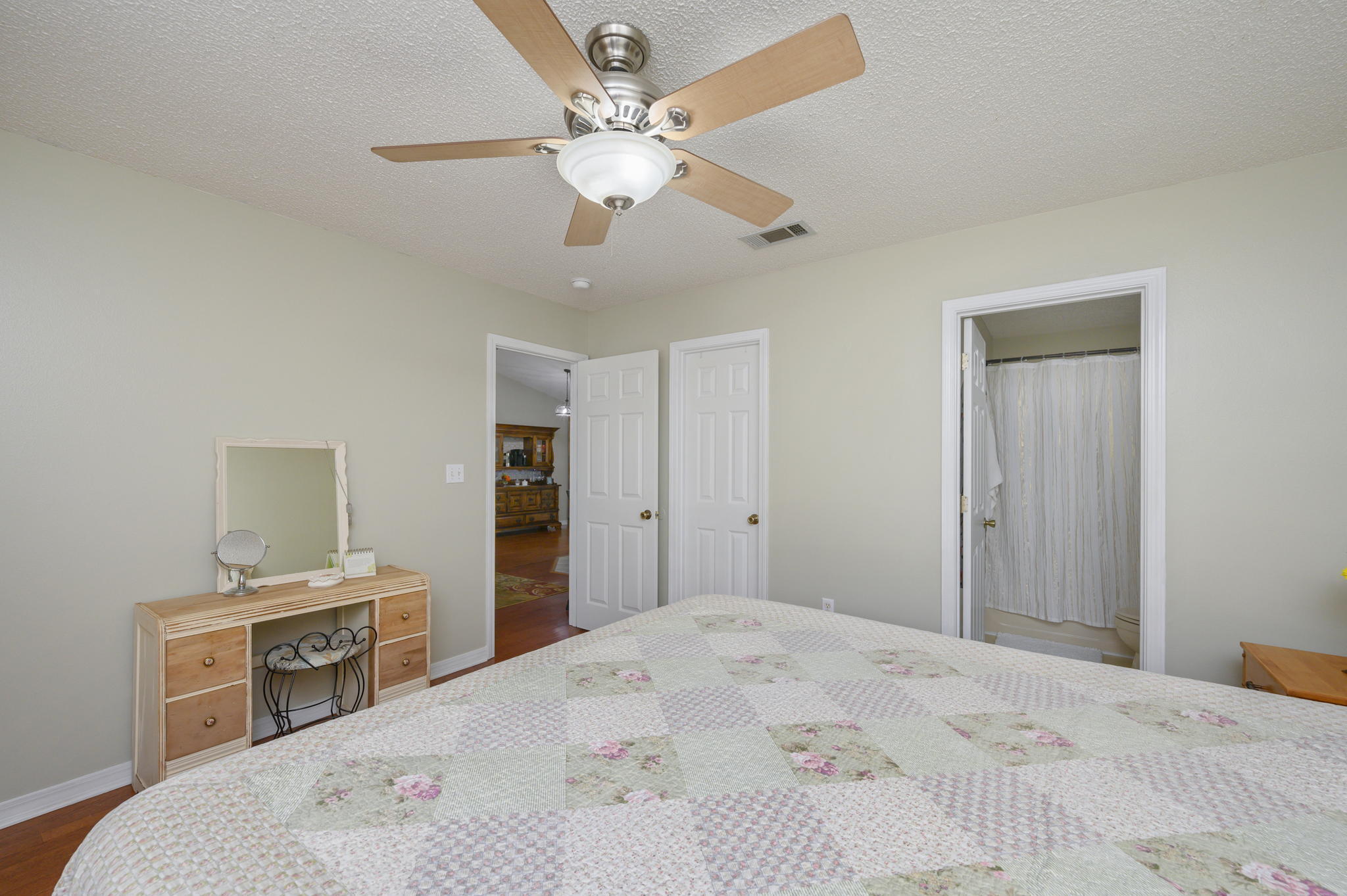 COUNTRY BREEZE EST LOT 2 - Residential