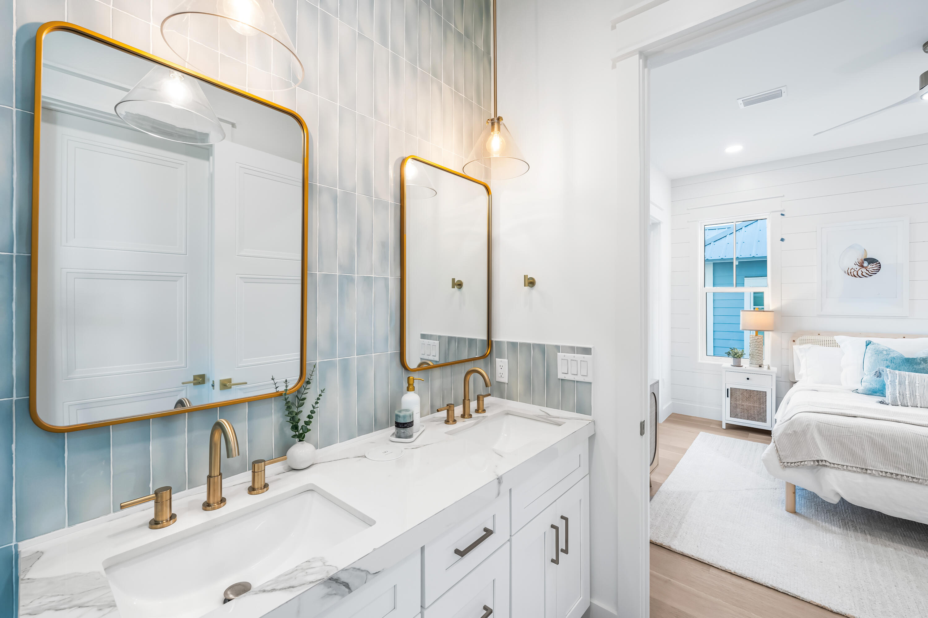 LAKESIDE AT BLUE MOUNTAIN BEACH - Residential