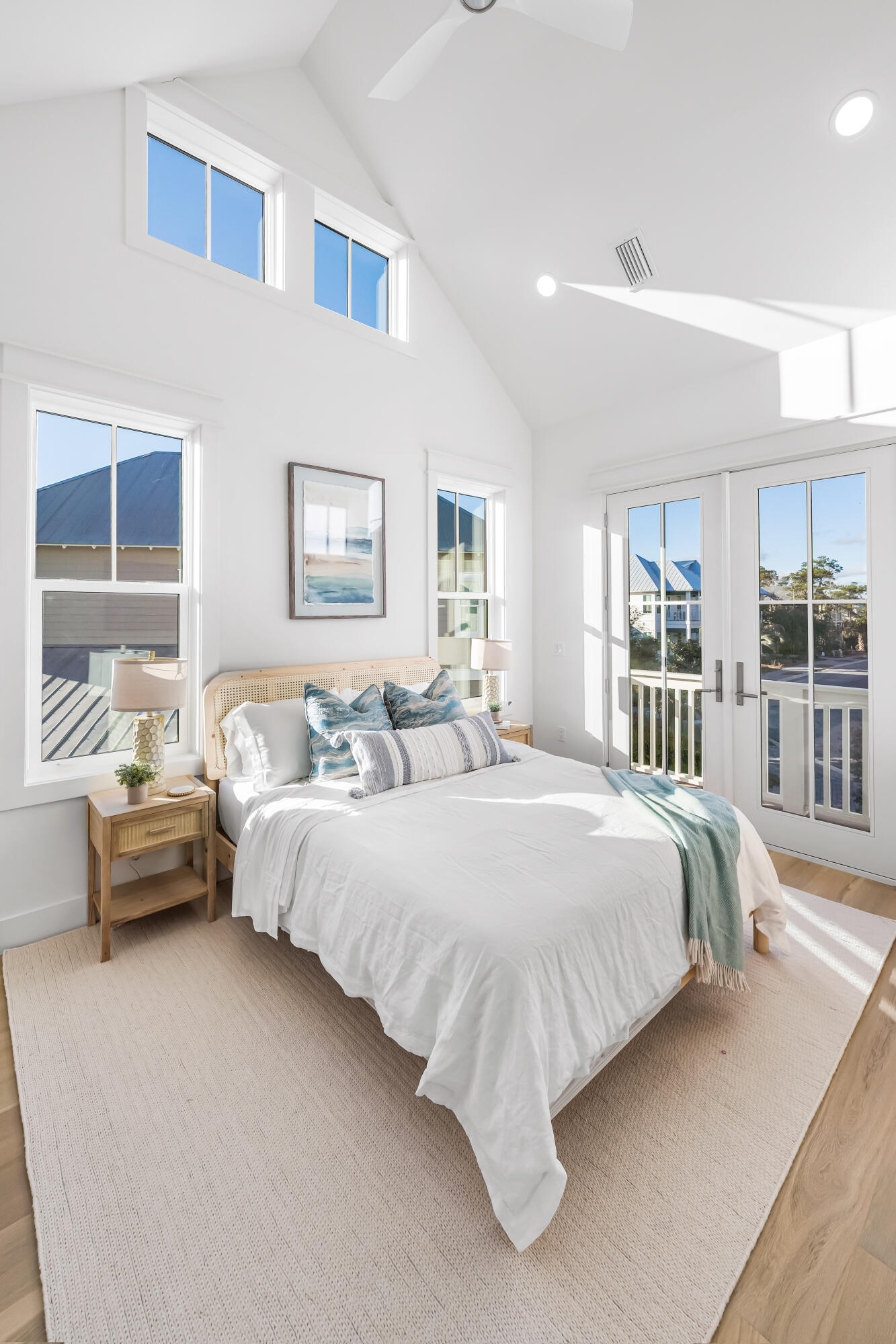 LAKESIDE AT BLUE MOUNTAIN BEACH - Residential