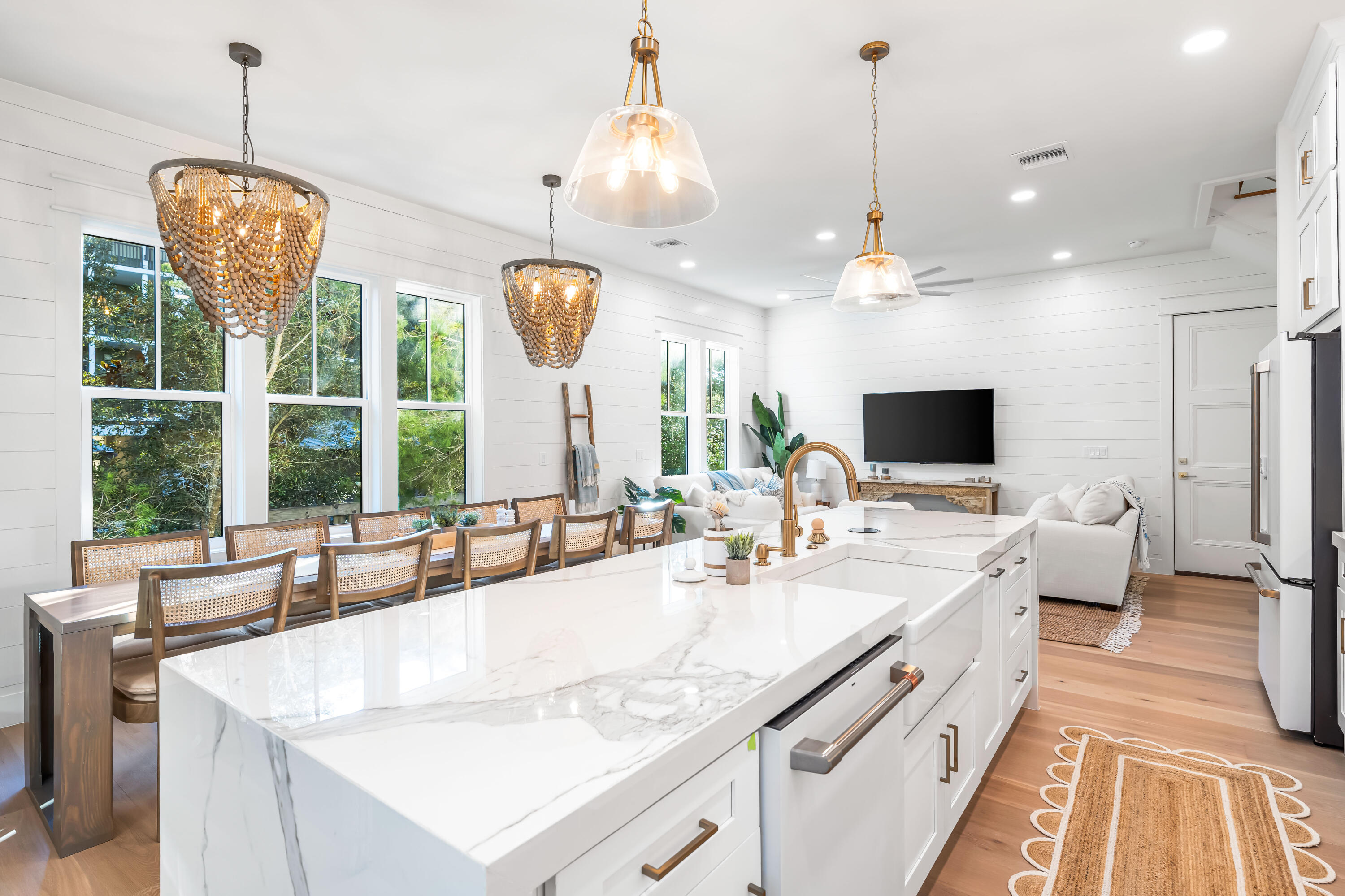 LAKESIDE AT BLUE MOUNTAIN BEACH - Residential