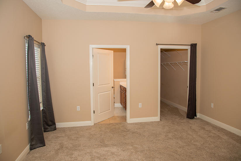 Roxbury Manor - Residential