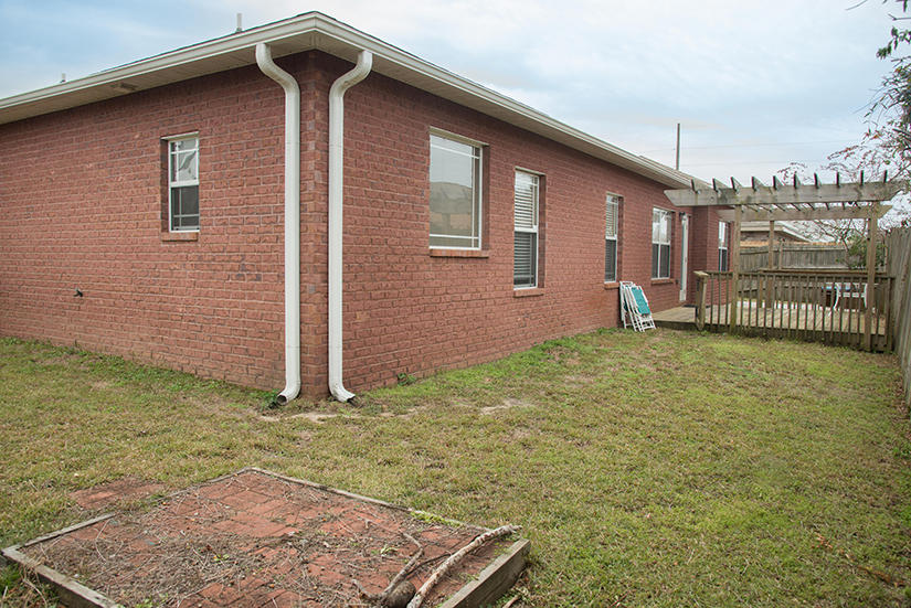 Roxbury Manor - Residential