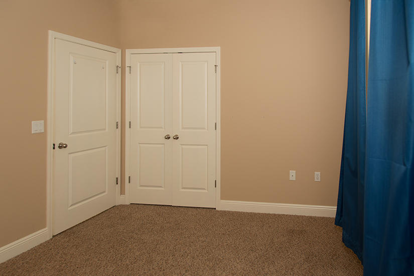 Roxbury Manor - Residential