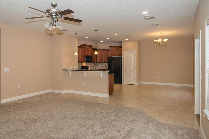 Roxbury Manor - Residential