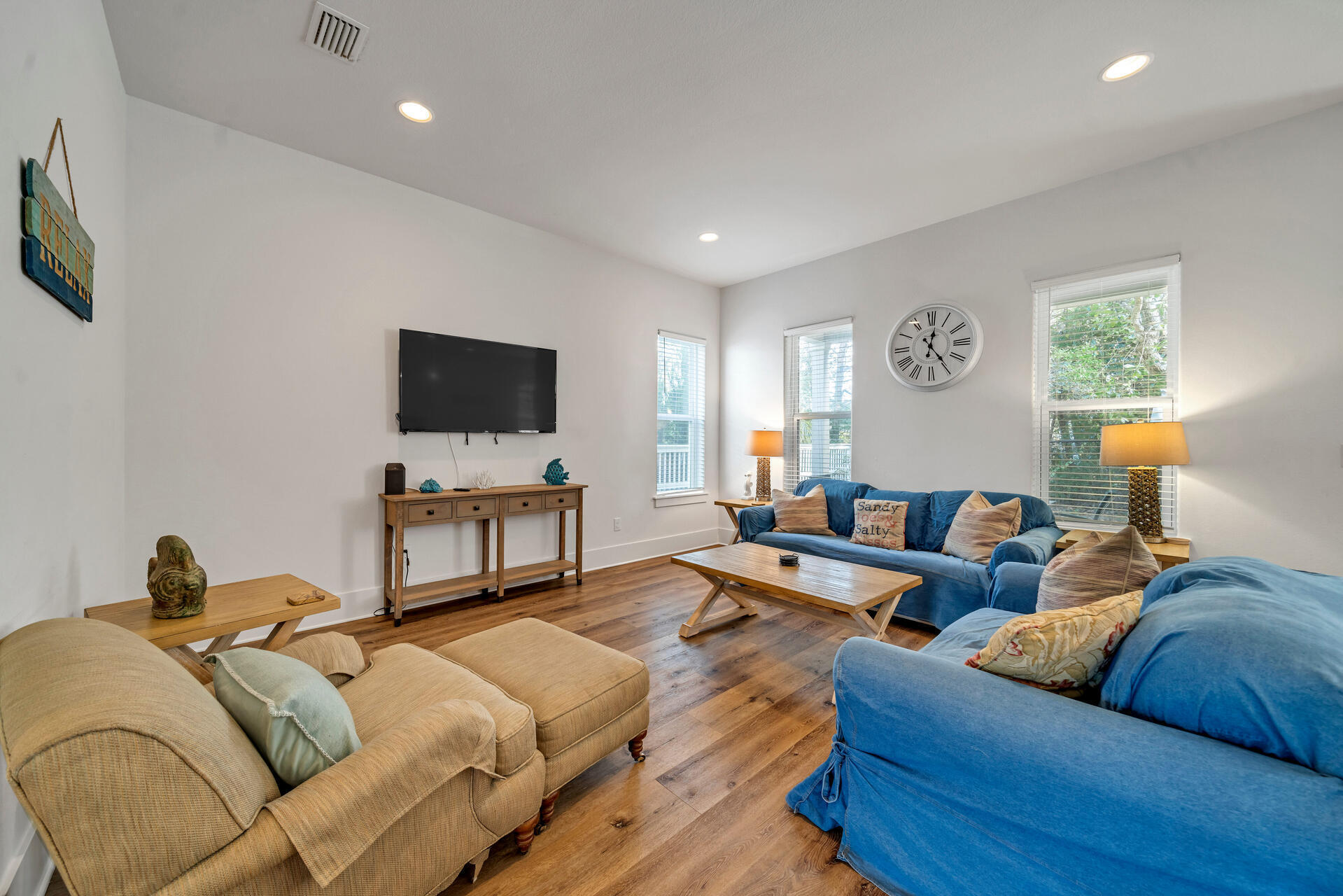 FRANGISTA BEACH 2ND ADDN - Residential