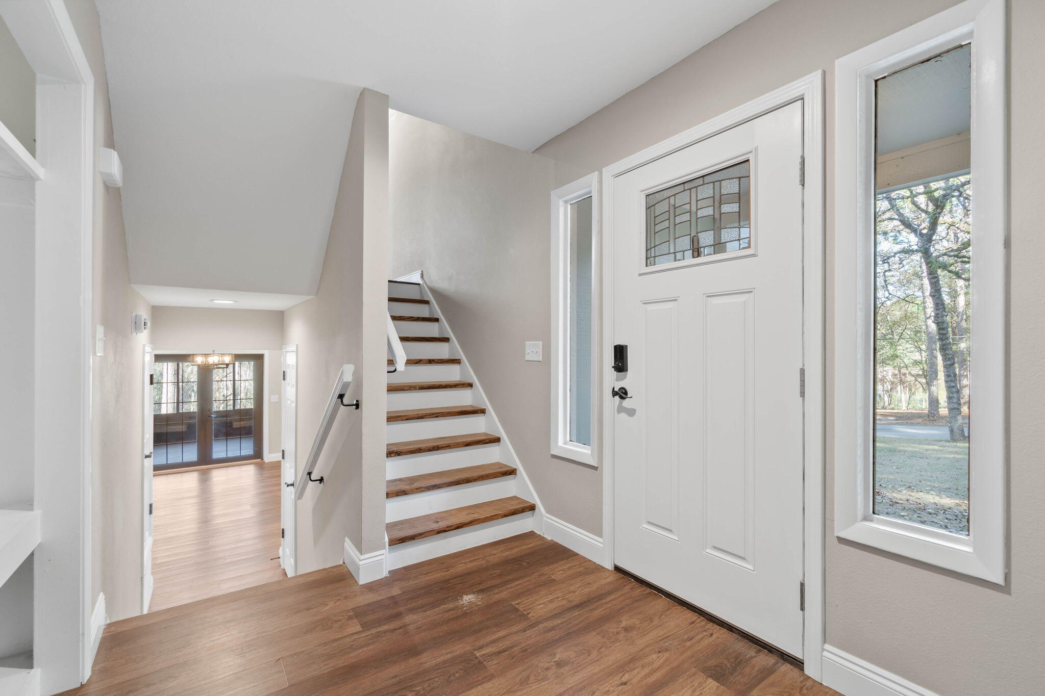 GRANDVIEW HEIGHTS - Residential Lease