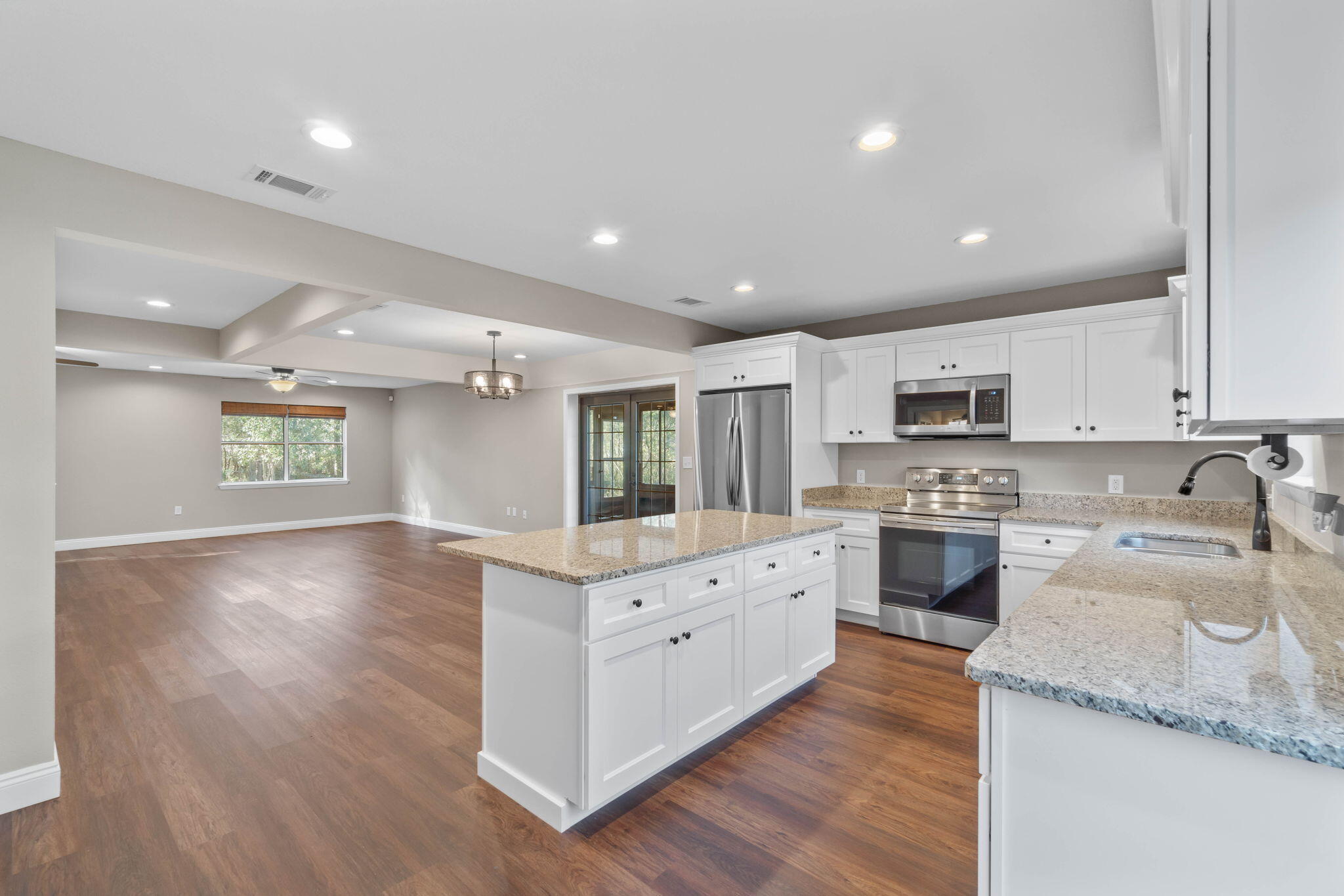 GRANDVIEW HEIGHTS - Residential Lease