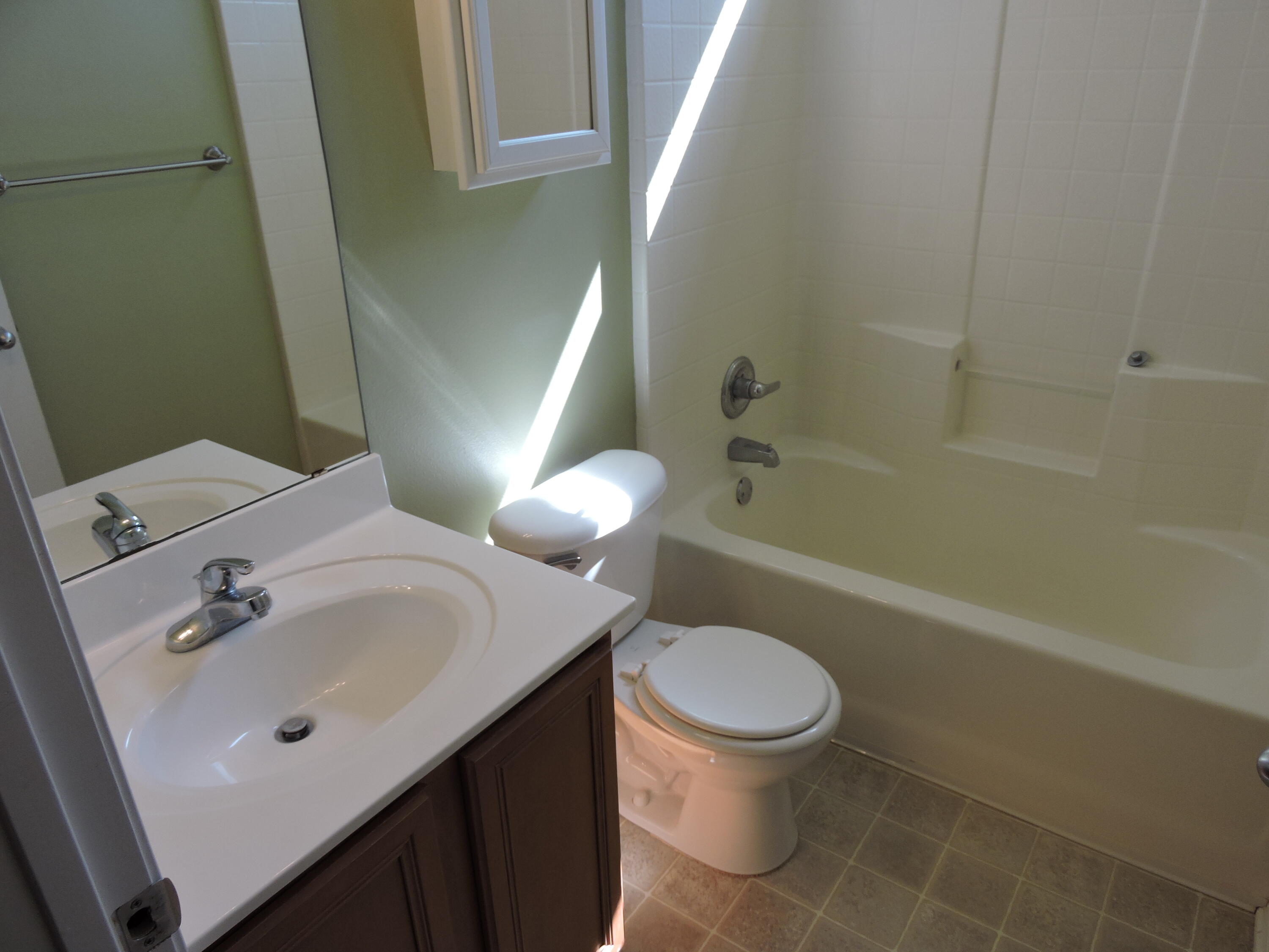 SANDY RIDGE ESTATES - Residential Lease