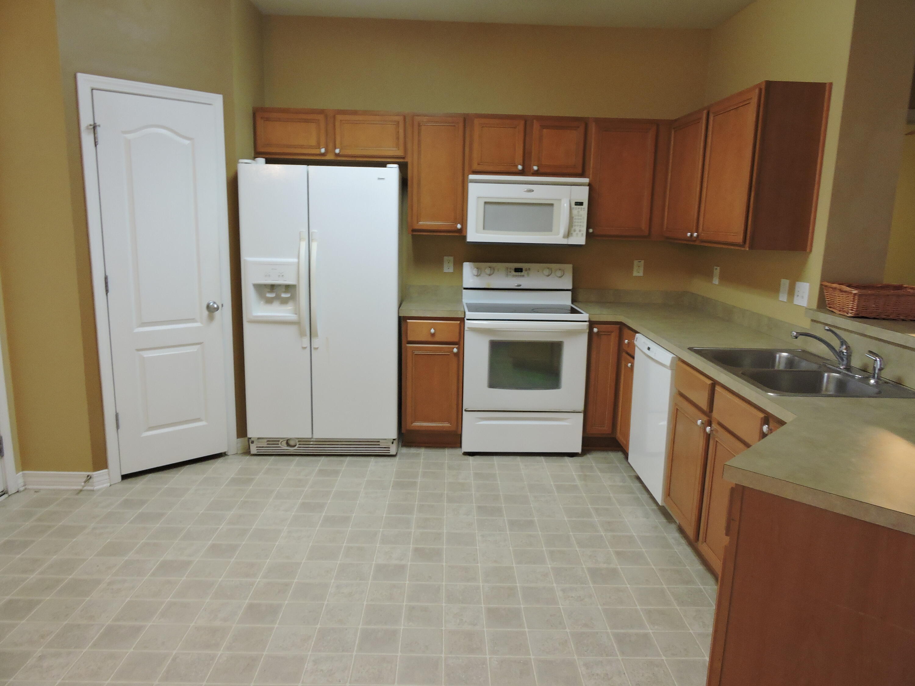 SANDY RIDGE ESTATES - Residential Lease
