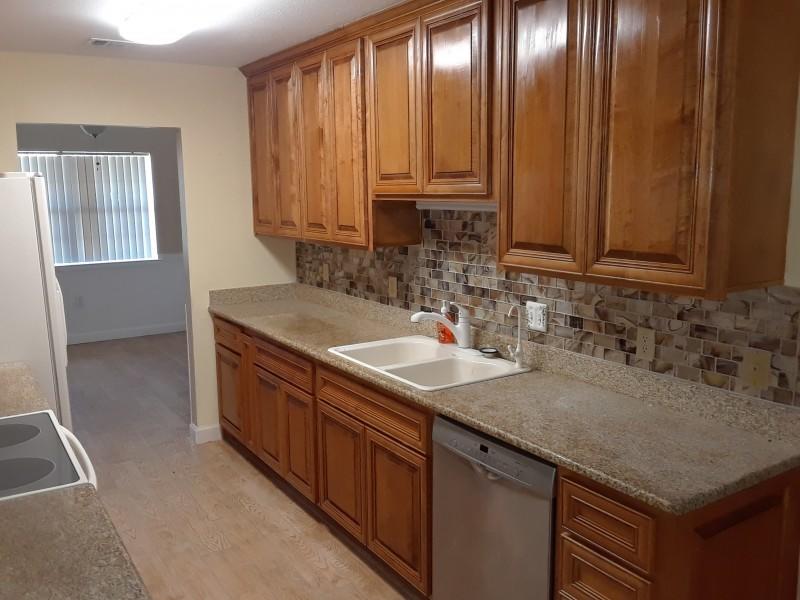 TIMBERLAKE ESTATES - Residential