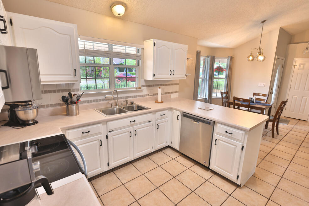 CORONADO VILLAGE PH 1 - Residential