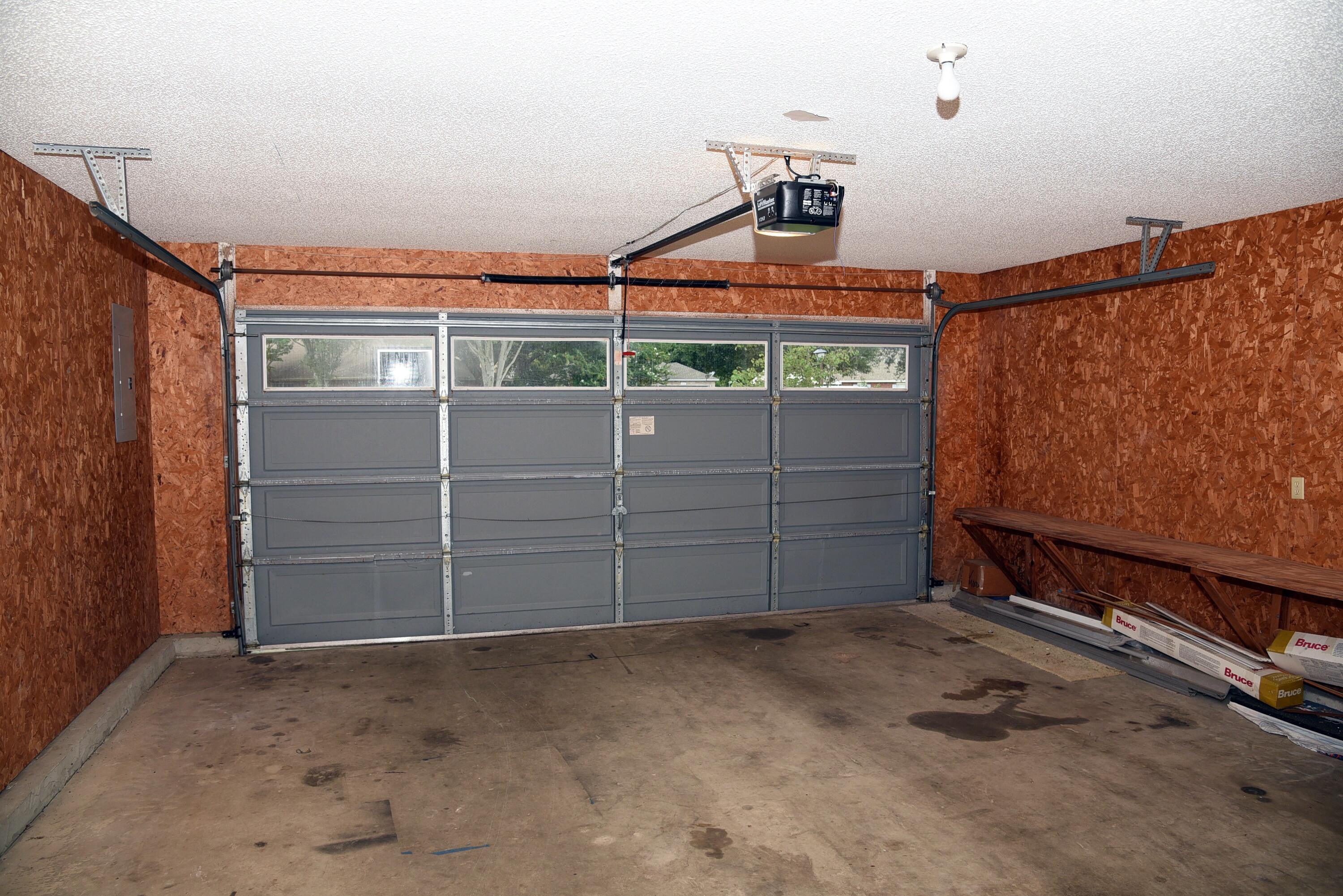 PARKWOOD AT BLUEWATER BAY - Residential Lease