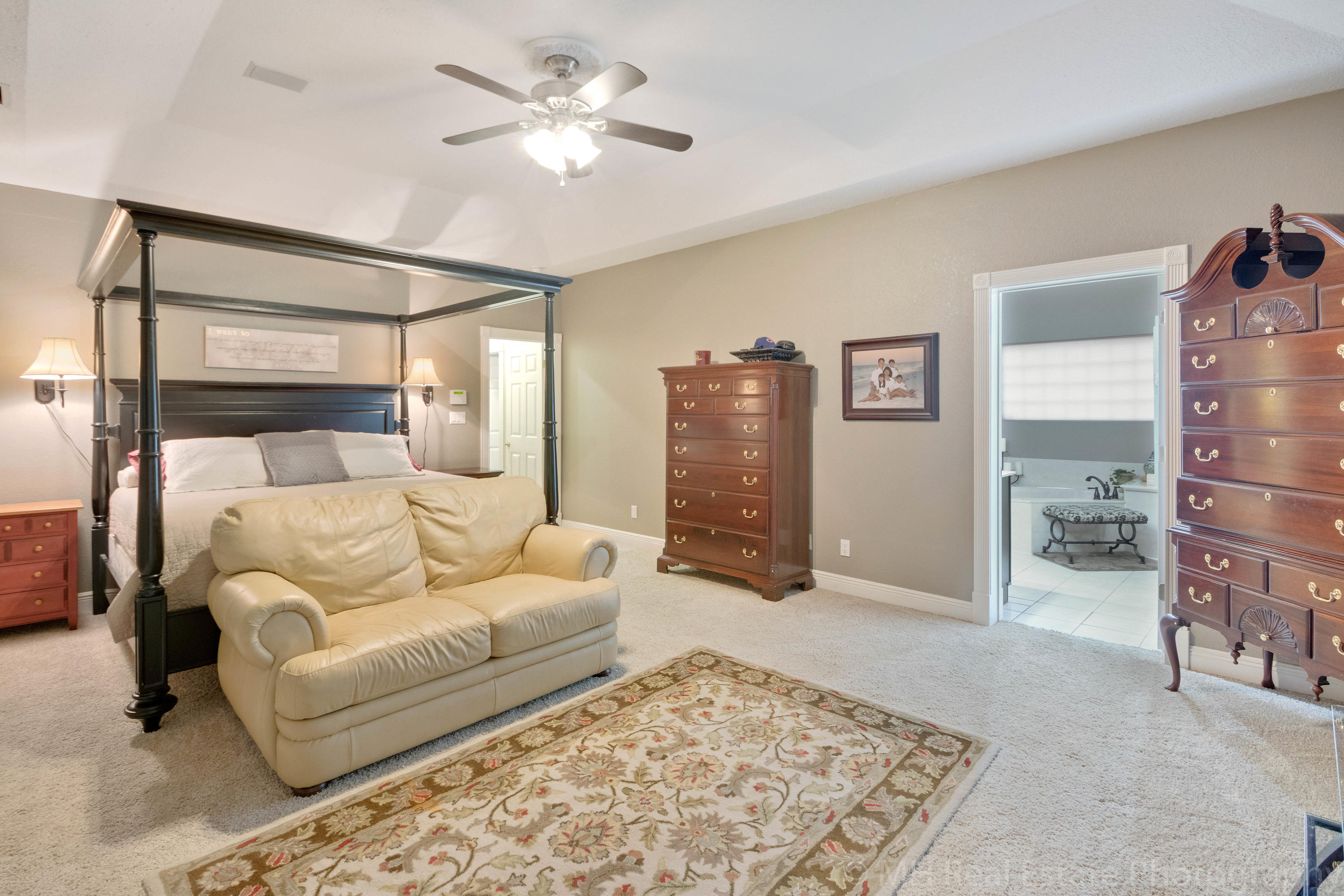 DANA POINTE - Residential